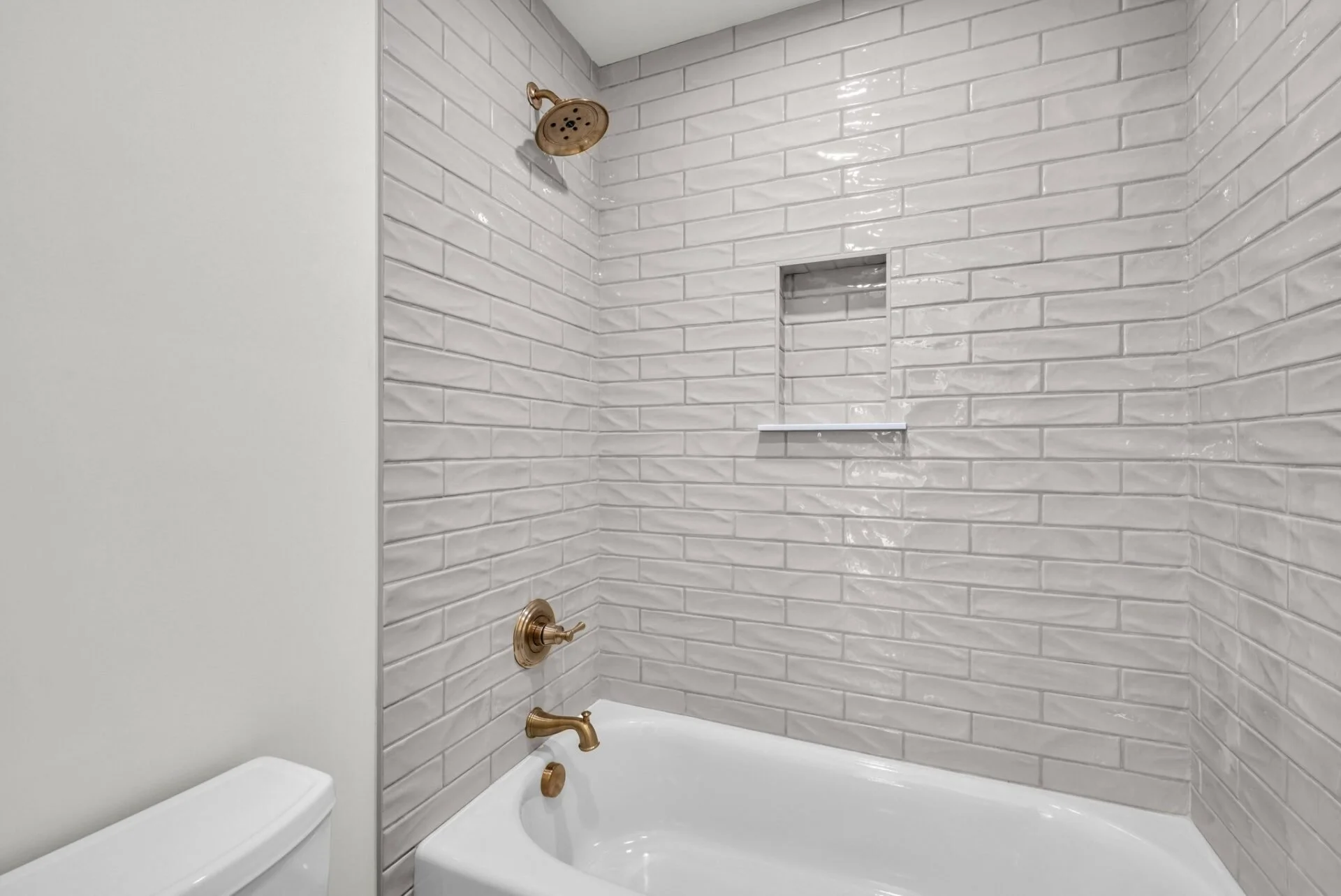 35-web-or-mls-1238-london-wds-wy.jpg