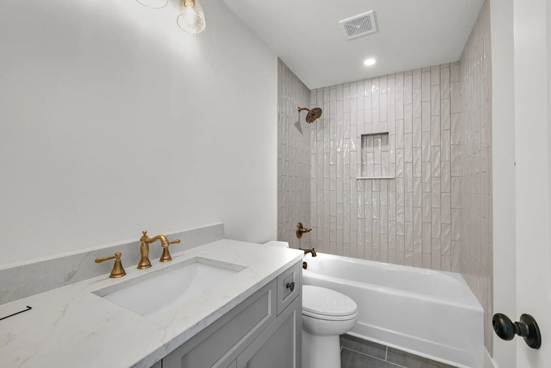 28-web-or-mls-1238-london-wds-wy.jpg