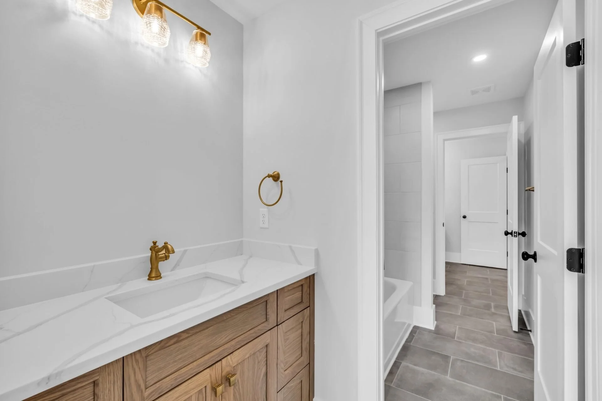 33-web-or-mls-1403-london-wds-wy.jpg