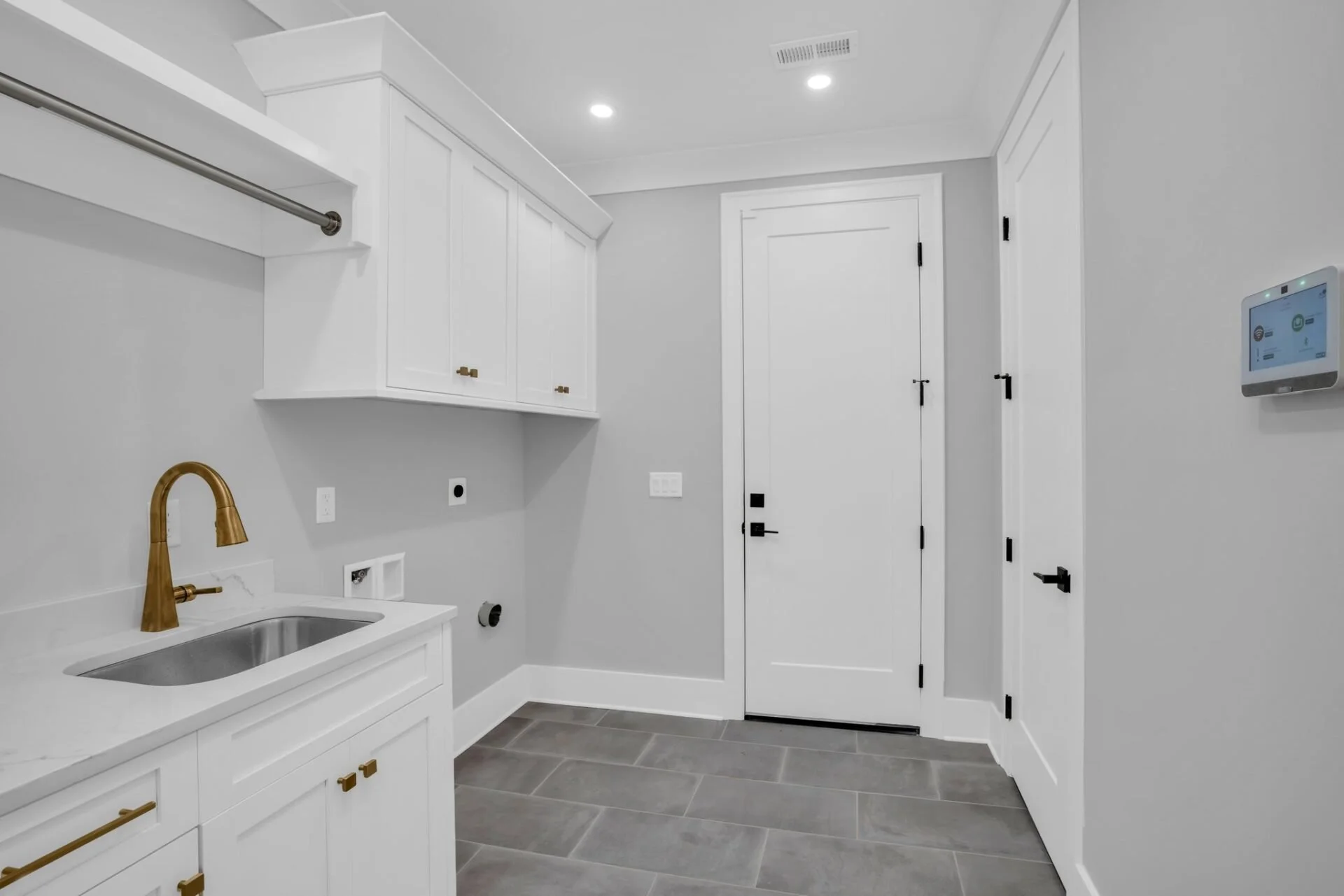 23-web-or-mls-1274-london-wds-wy.jpg