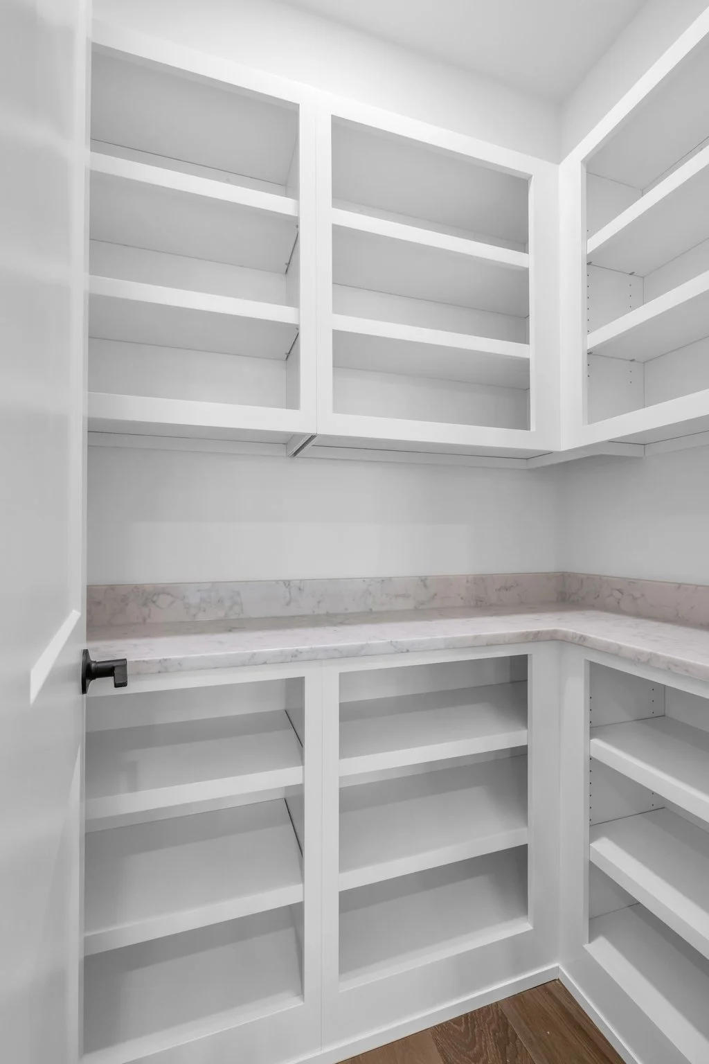 20-web-or-mls-1262-london-wds-wy.jpg