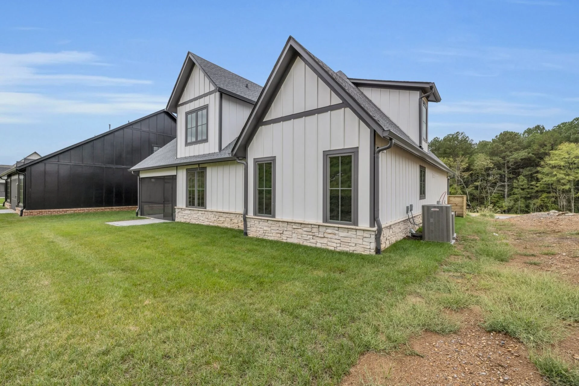 6-web-or-mls-1274-london-wds-wy.jpg