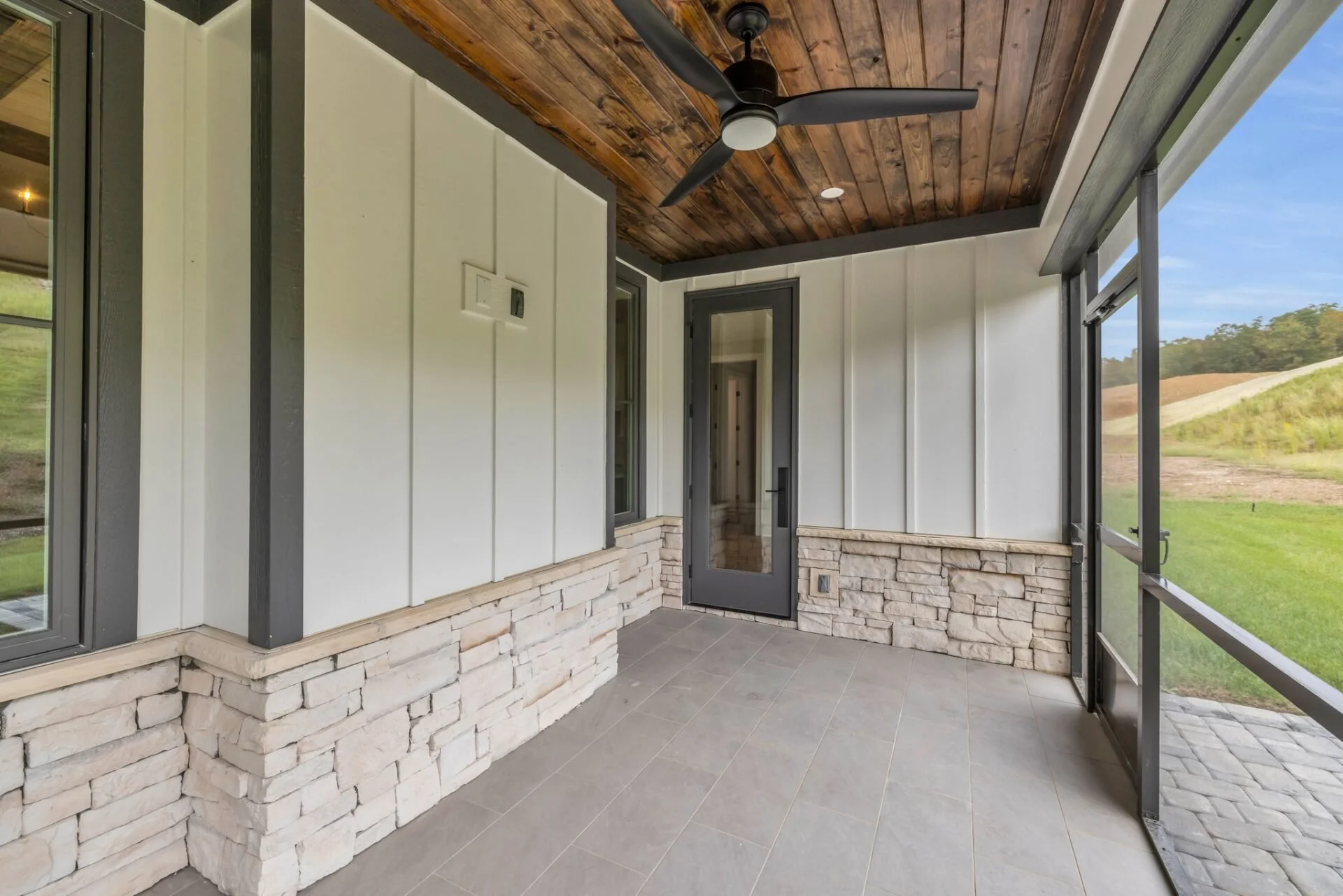 10-web-or-mls-1274-london-wds-wy.jpg