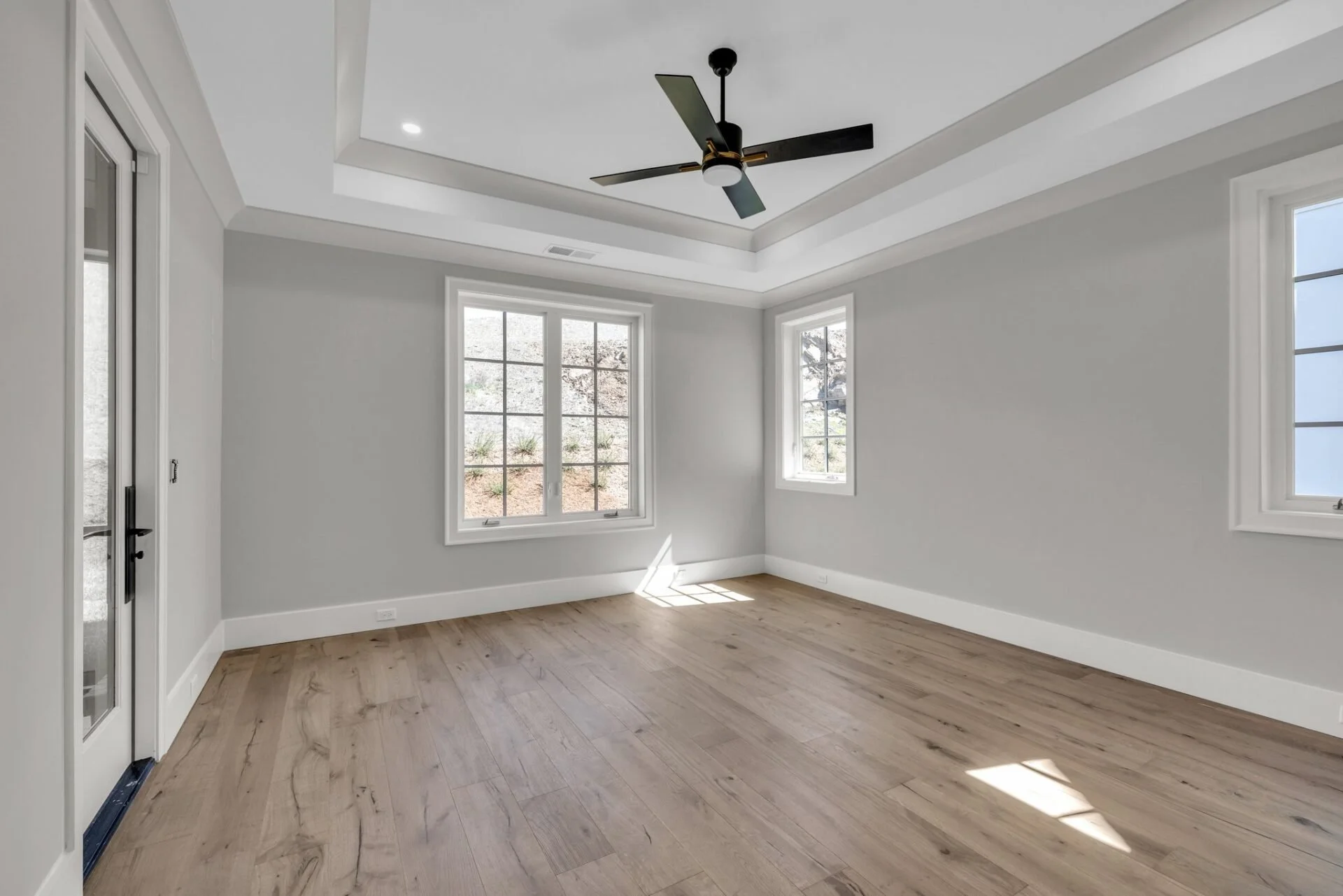 18-web-or-mls-1250-london-wds-wy.jpg