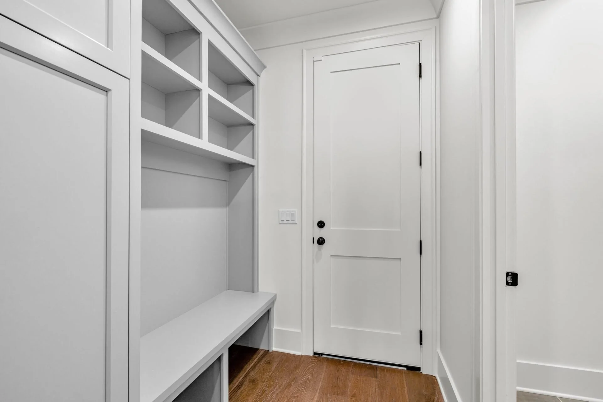 7-web-or-mls-1238-london-wds-wy.jpg