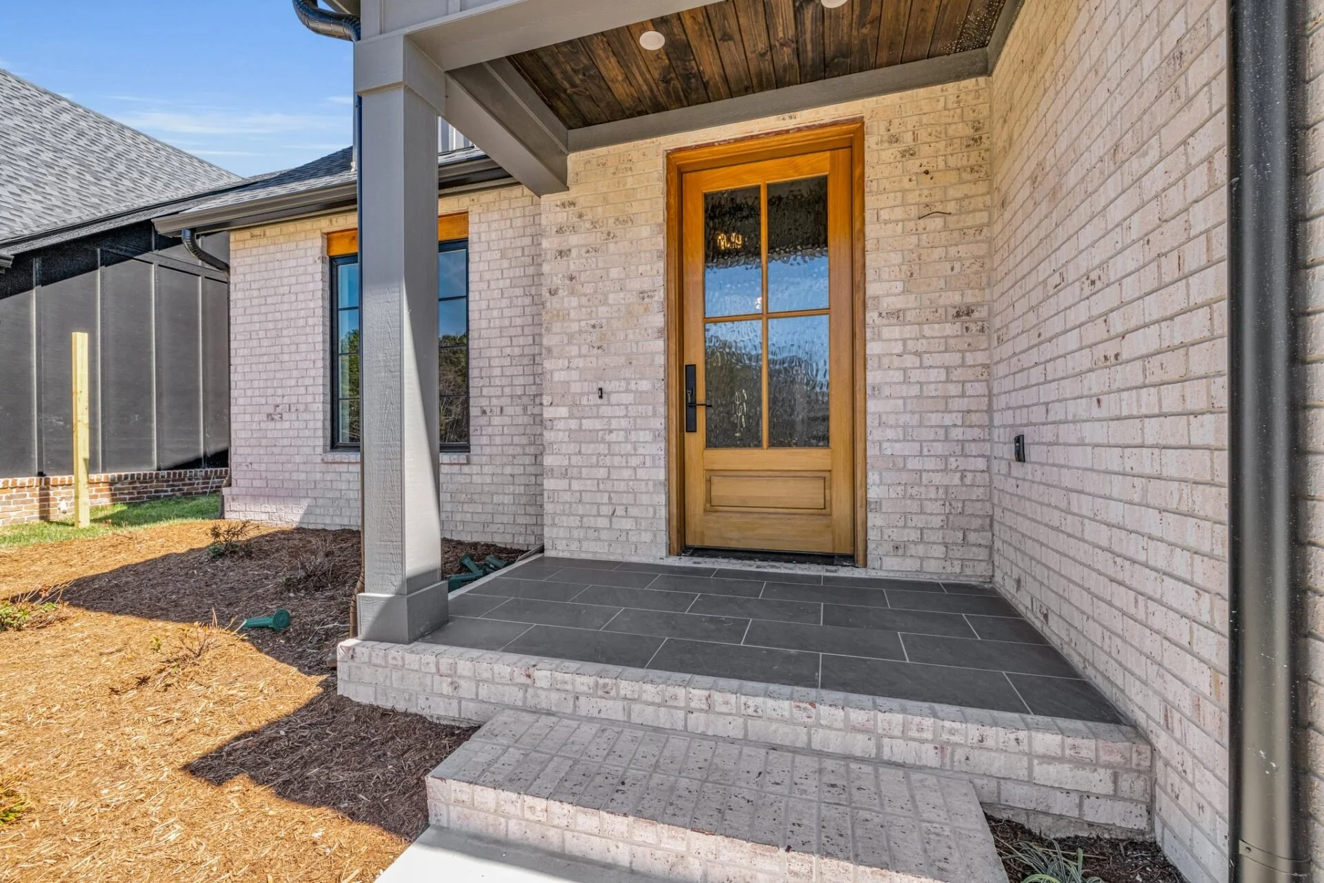 5-web-or-mls-1250-london-wds-wy.jpg