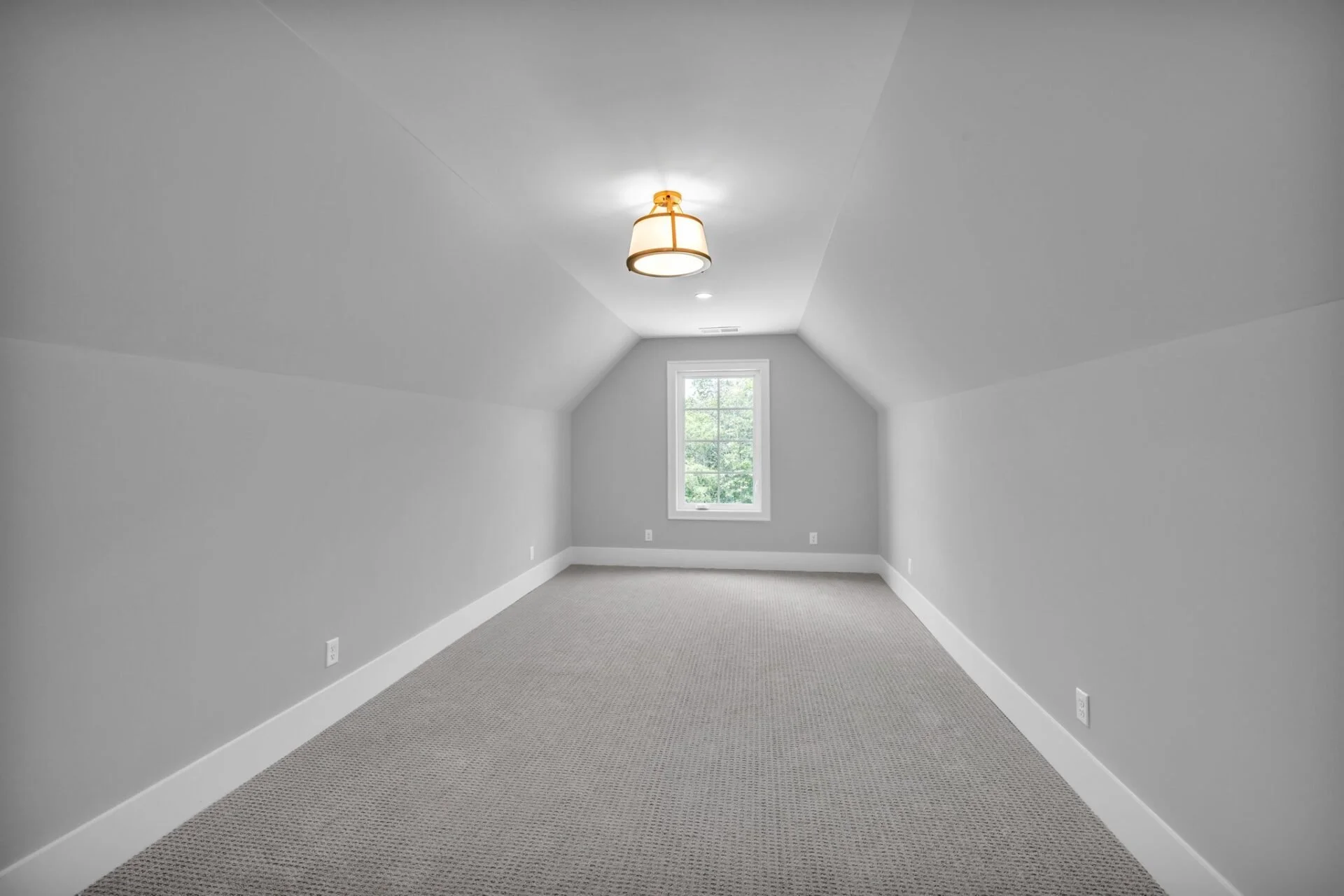 40-web-or-mls-1262-london-wds-wy.jpg