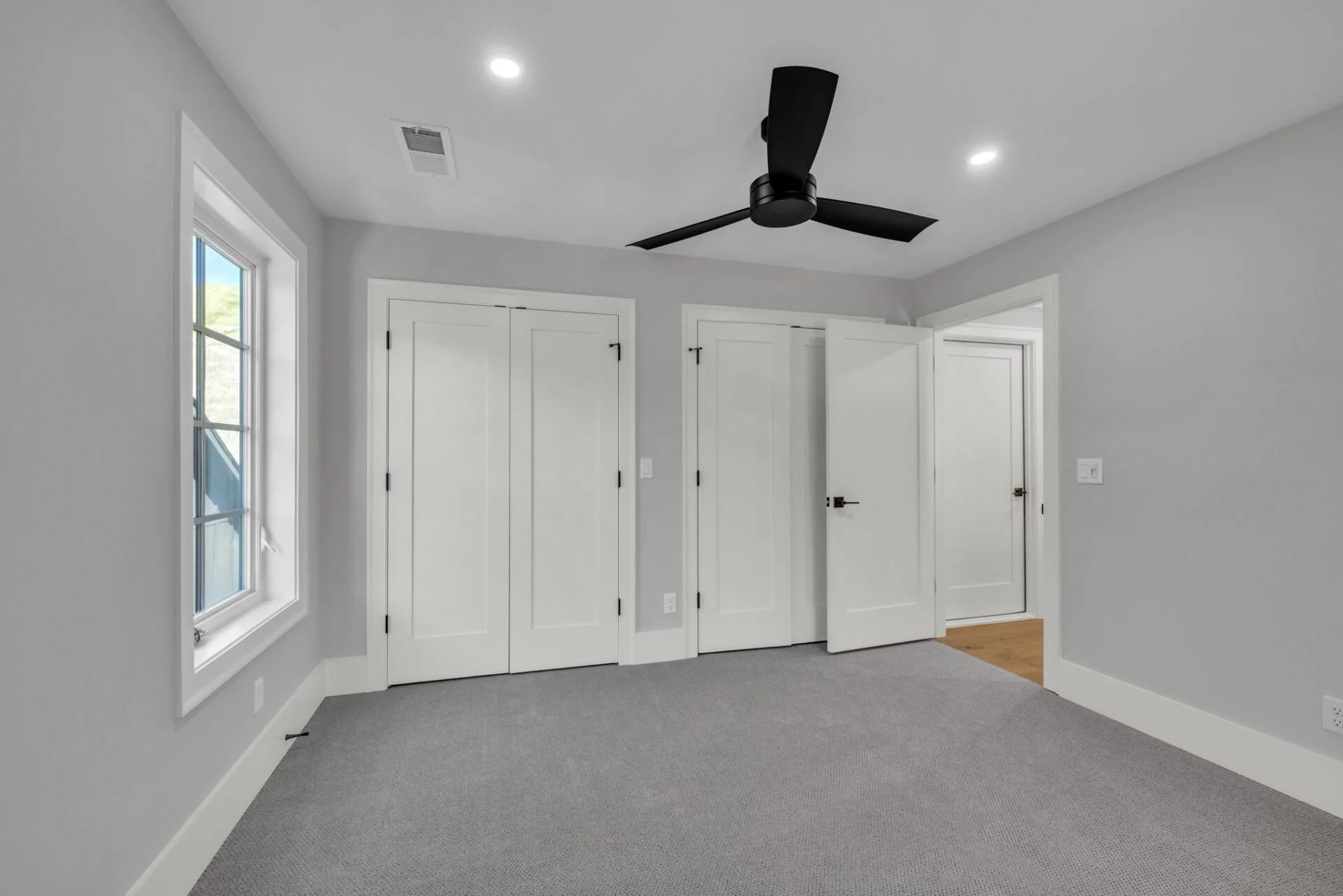 28-web-or-mls-1250-london-wds-wy.jpg