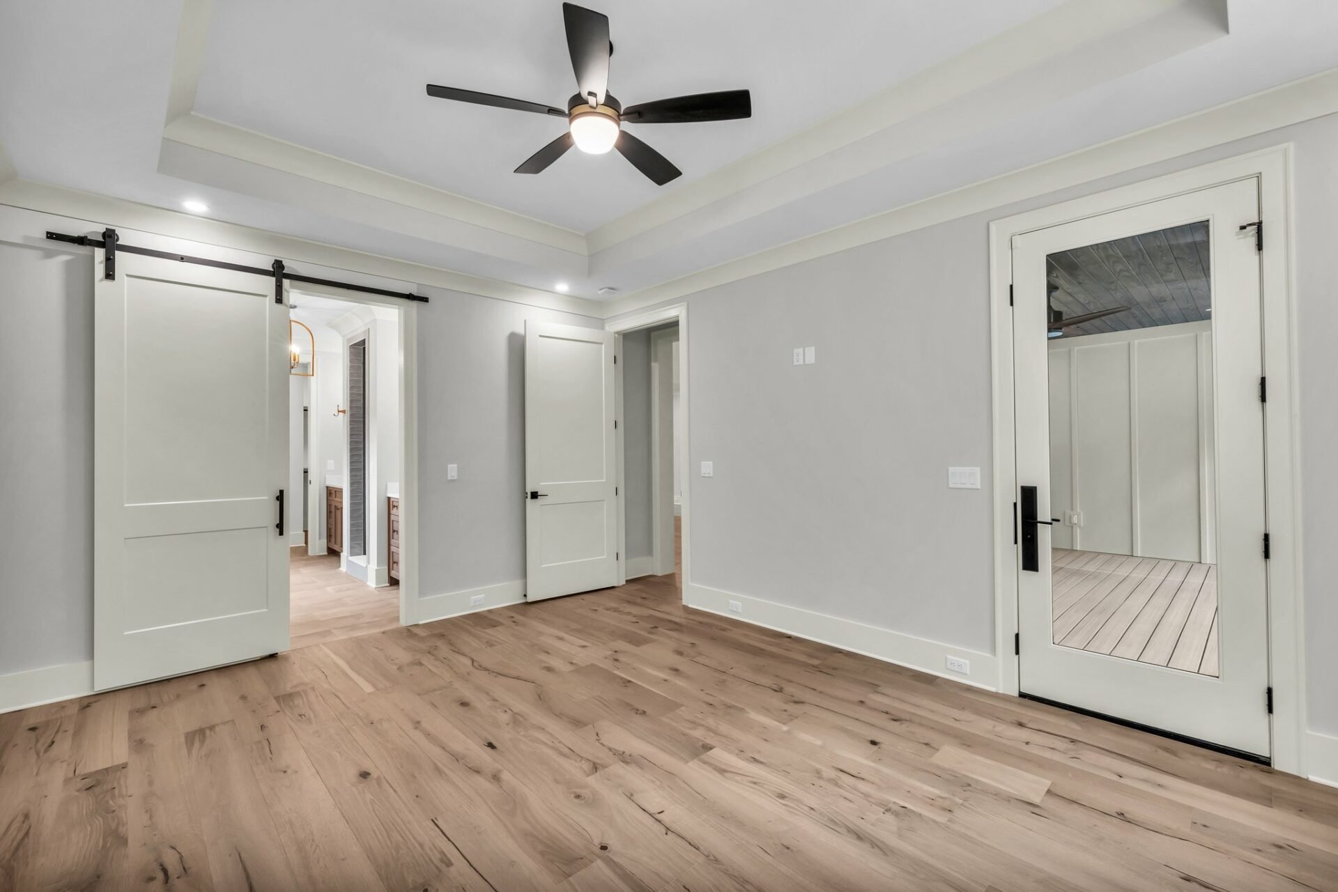 12-web-or-mls-1415-london-wds-wy.jpg