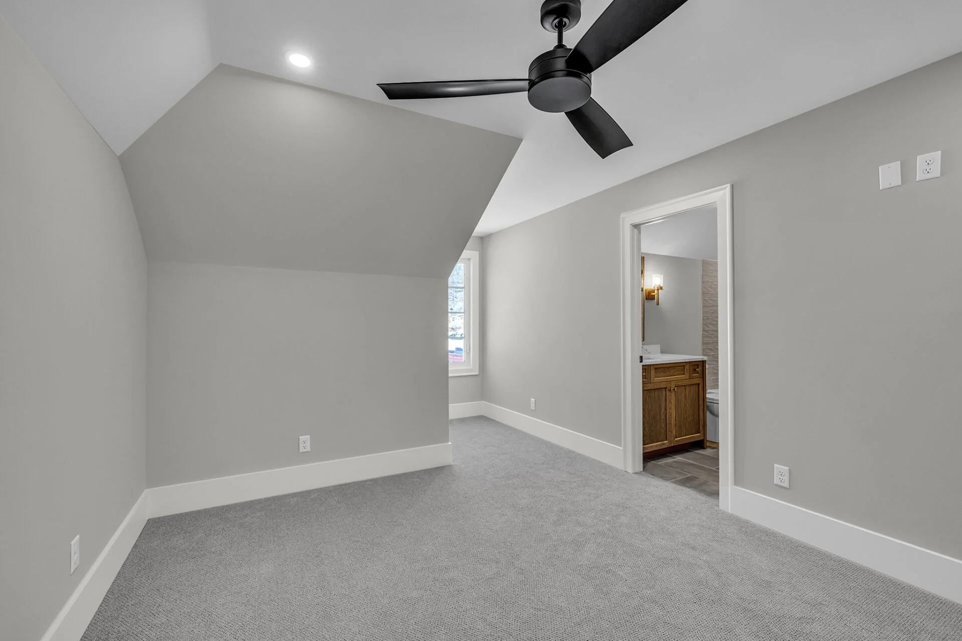 33-web-or-mls-1385-london-wds-wy.jpg