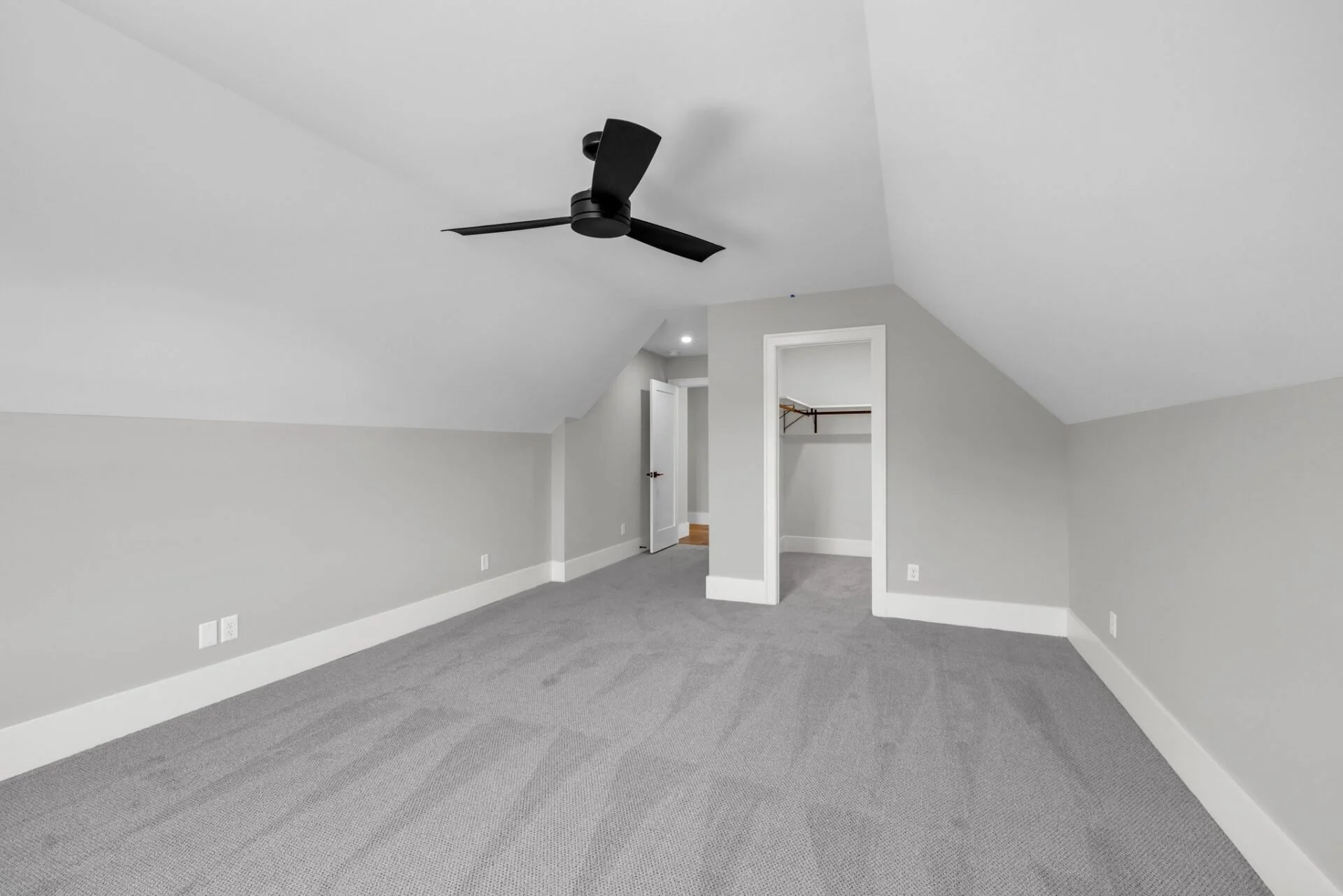 31-web-or-mls-1250-london-wds-wy.jpg