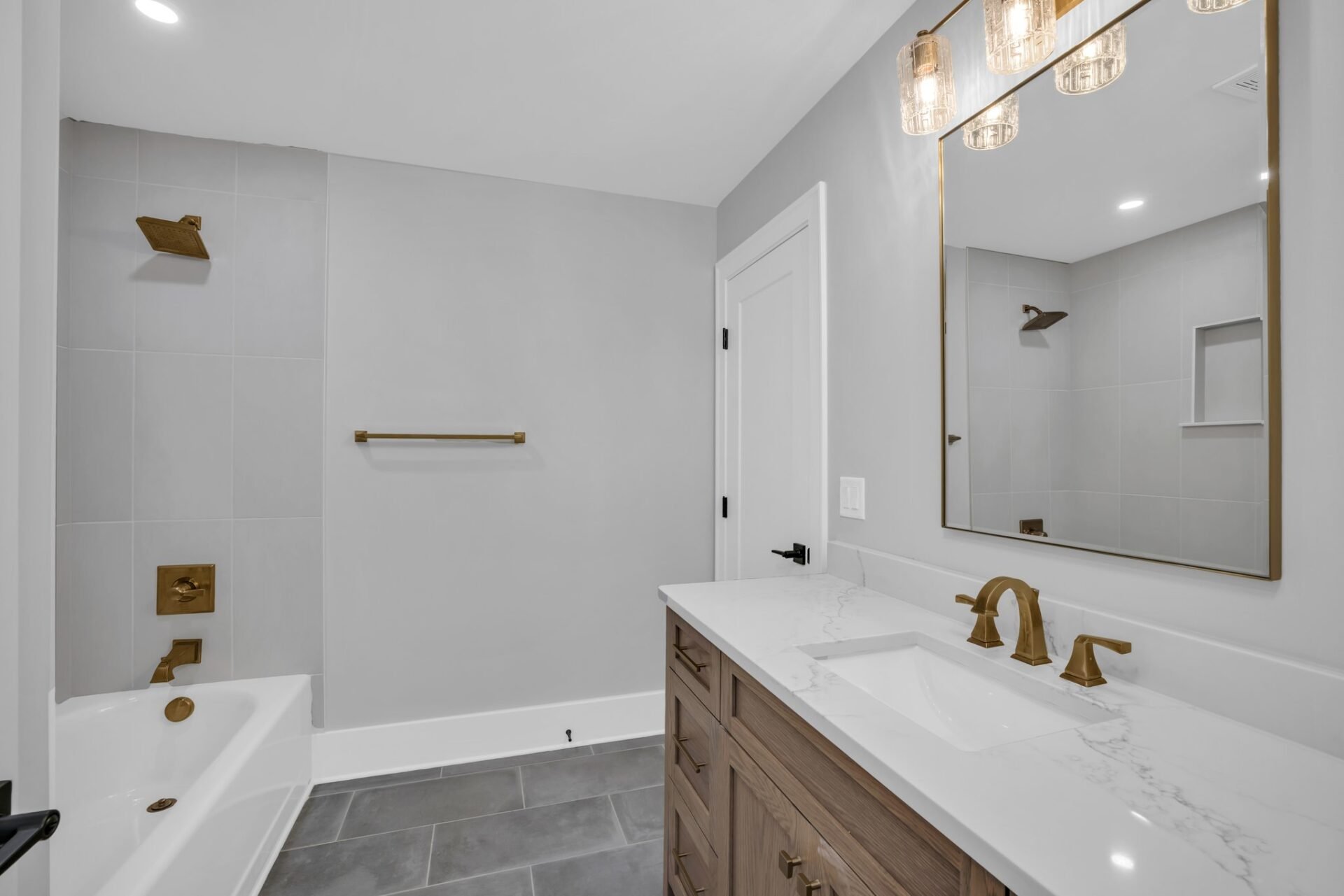 35-web-or-mls-1274-london-wds-wy.jpg