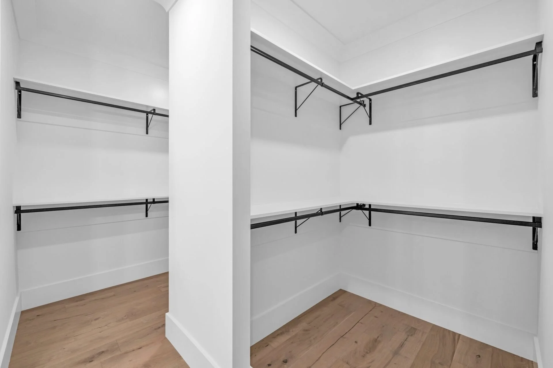 24-web-or-mls-1262-london-wds-wy.jpg