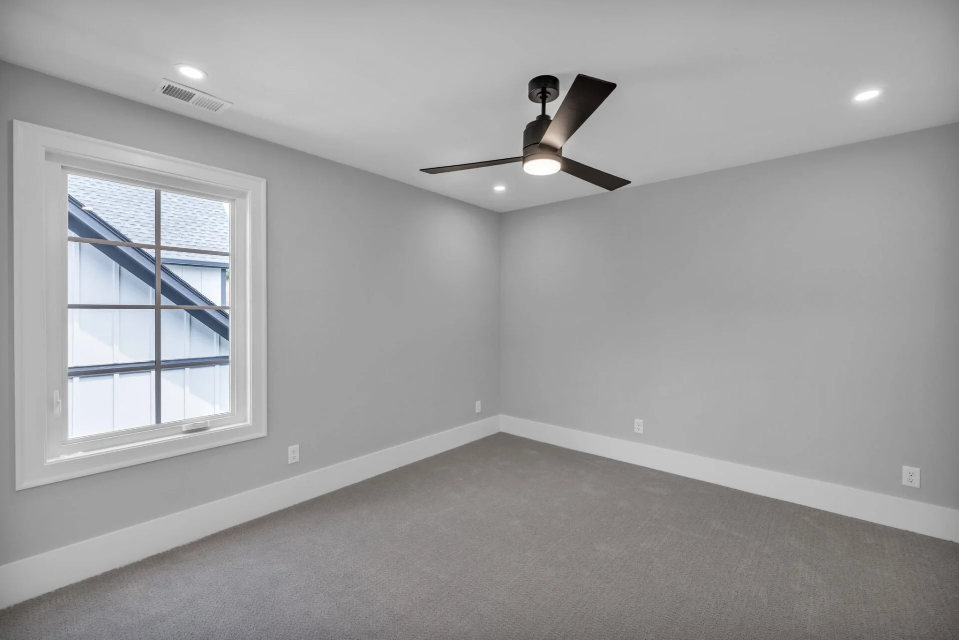 35-web-or-mls-1262-london-wds-wy.jpg