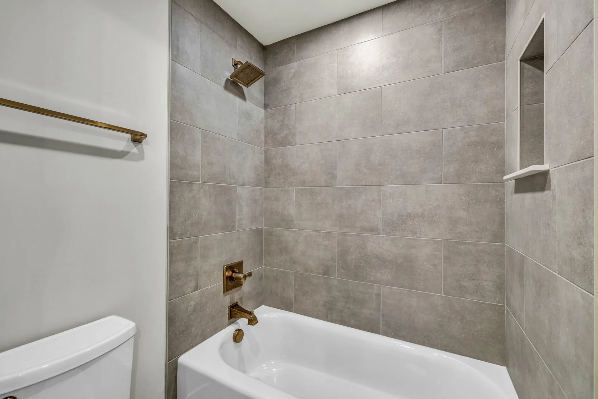 38-web-or-mls-1415-london-wds-wy.jpg