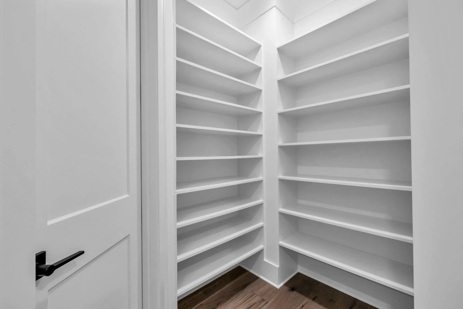 19-web-or-mls-1415-london-wds-wy.jpg