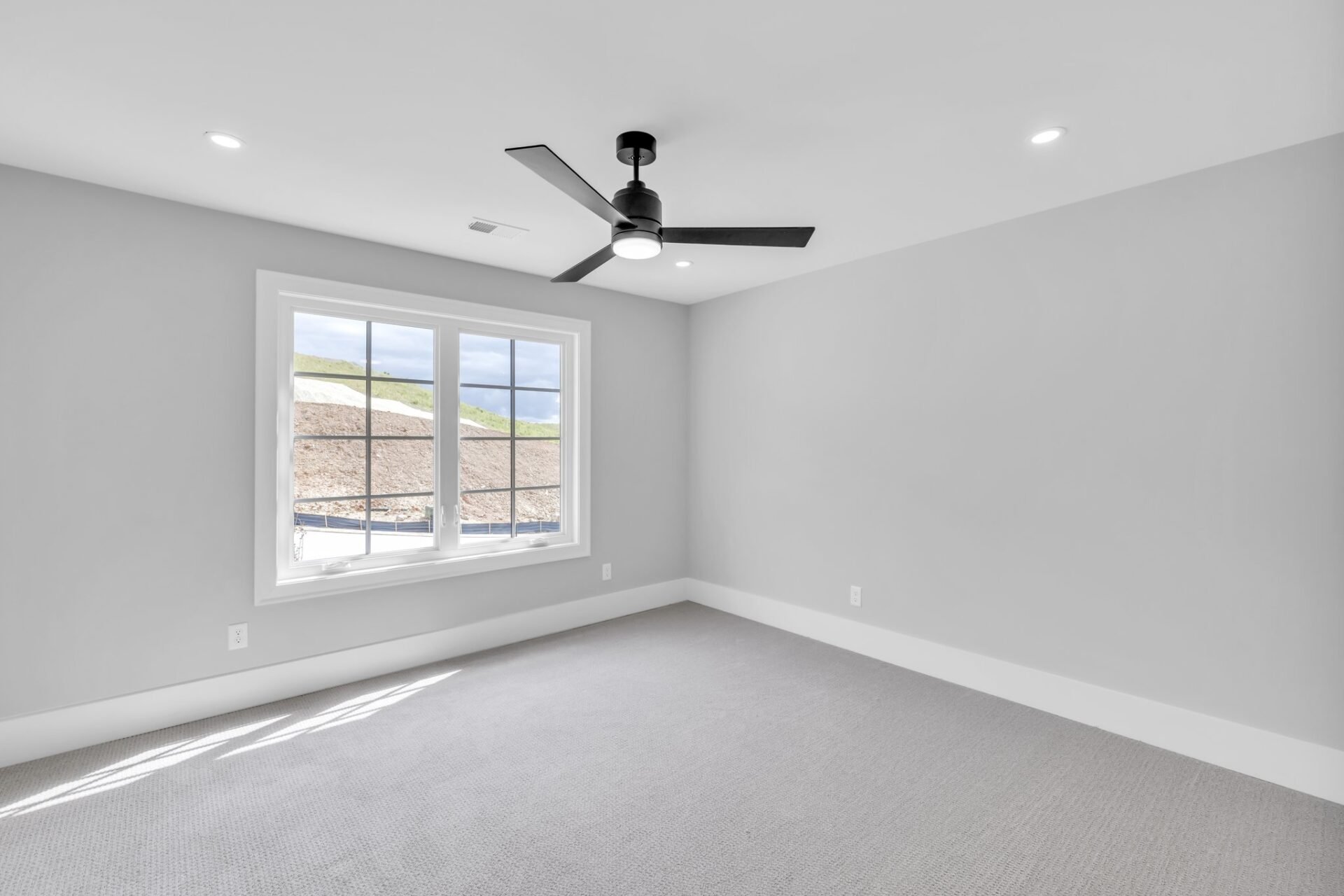 30-web-or-mls-1403-london-wds-wy.jpg