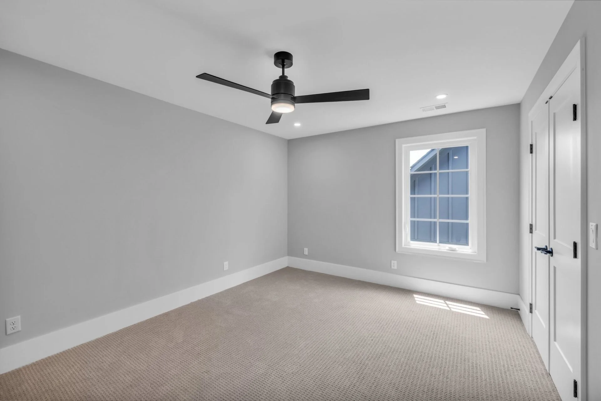 36-web-or-mls-1262-london-wds-wy.jpg