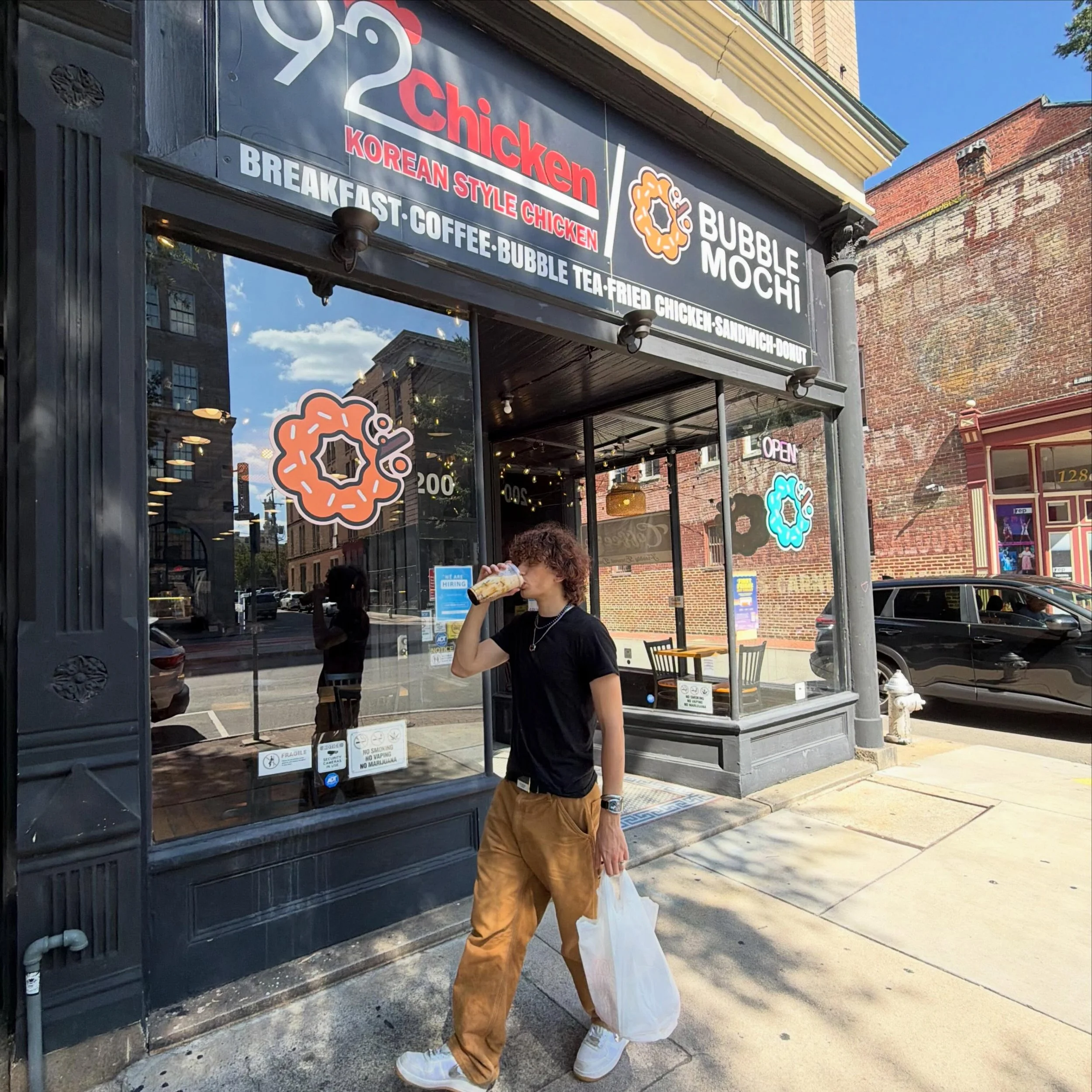 Taste RVA: 92 Chicken edition! 🍗✨ 

Looking for the spot to grab breakfast or get your crunch on right outside your front door? 92 Chicken is just a couple blocks away from Parc View, serving up the crispiest Korean-style chicken, loaded waffle frie