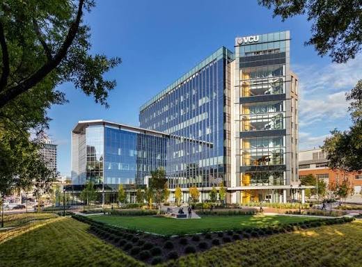 🩺 VCU Health Sciences Campus is just minutes from home, giving students easy access to hands-on learning experiences. Located less than a mile from Park View, it's a convenient destination for future healthcare professionals pursuing their goals in 
