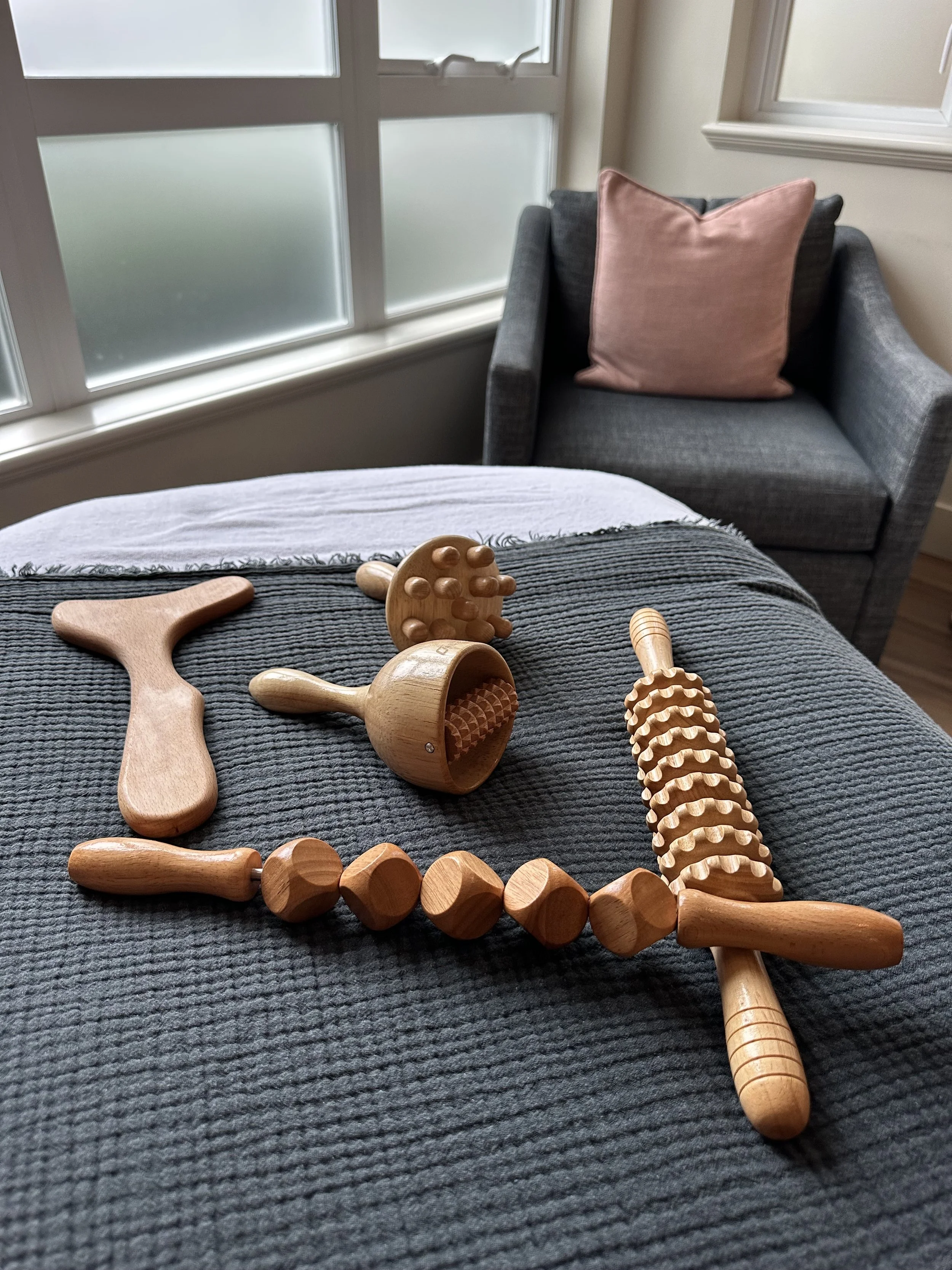Brazilian Lymphatic Massage + Wood Therapy with Elizabeth Hardy