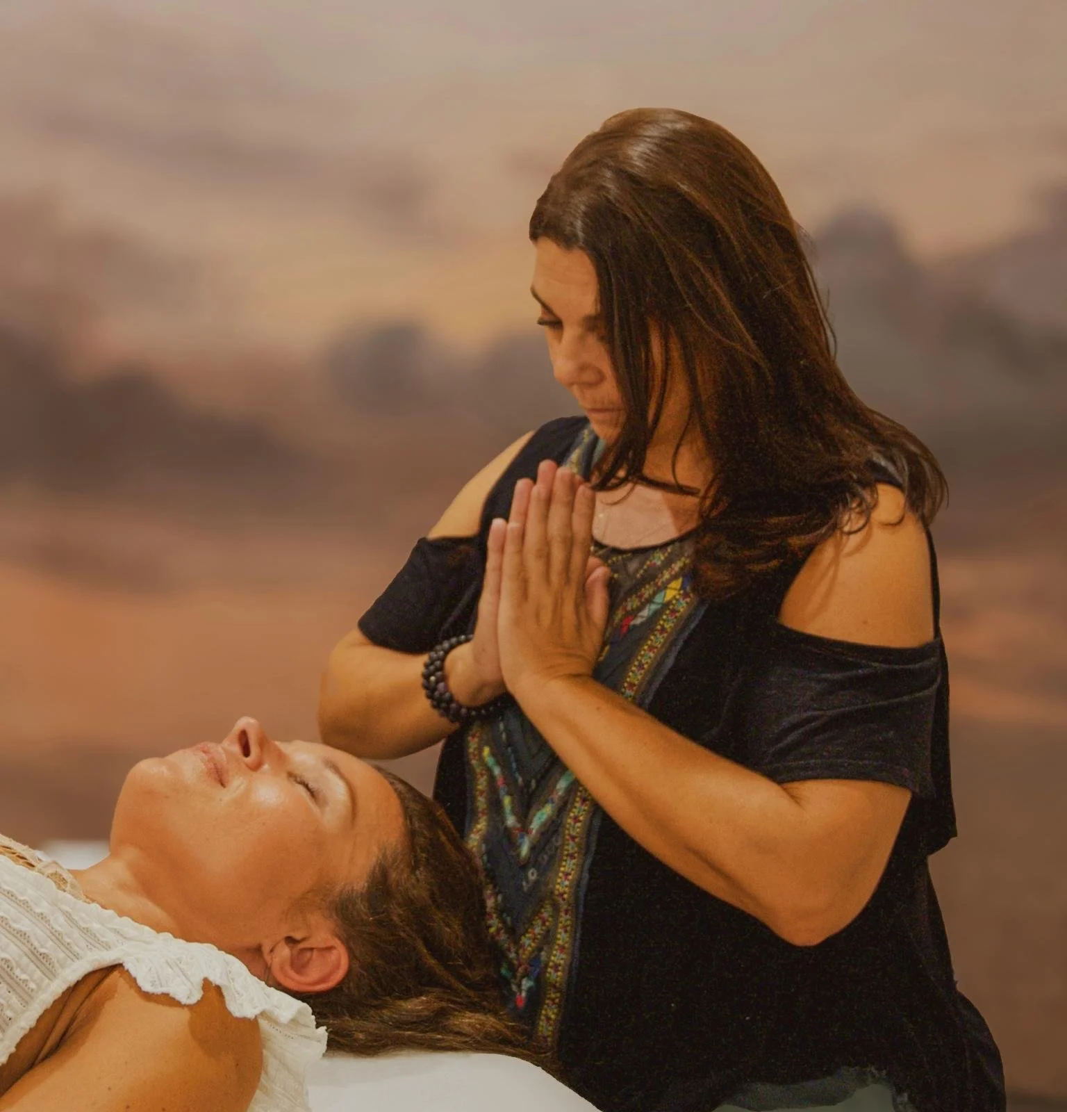 Crystal + Reiki Intuitive Guidance with Erin Keir