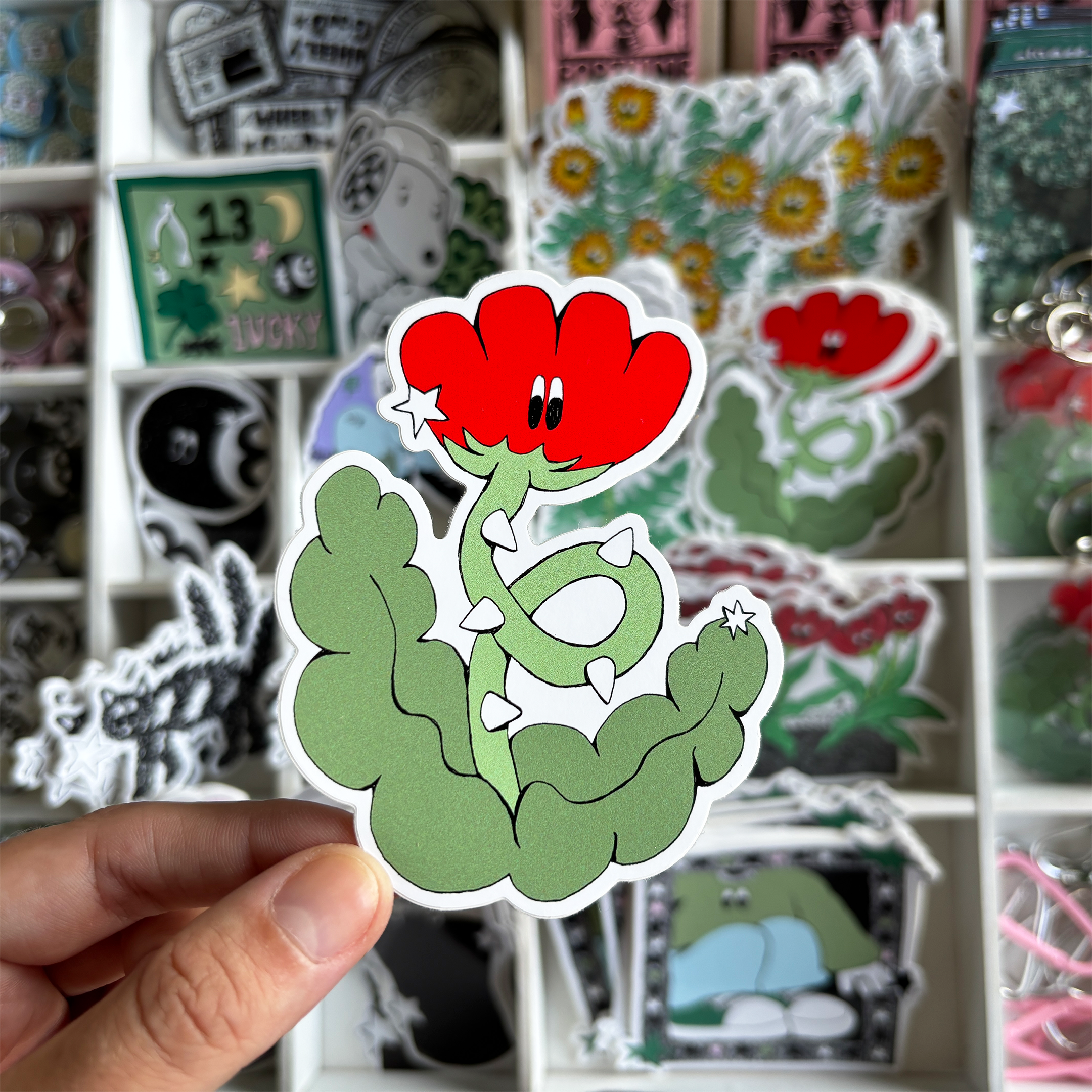 Big spikey flower sticker 1.png