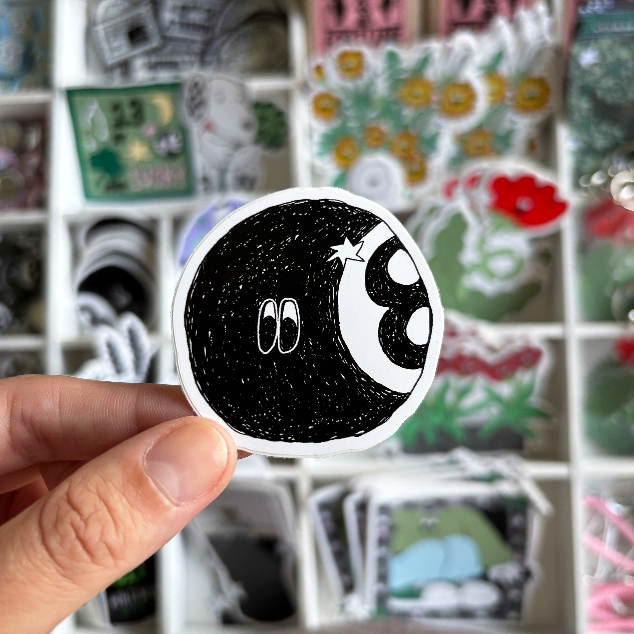 8 ball Sticker 1_.png