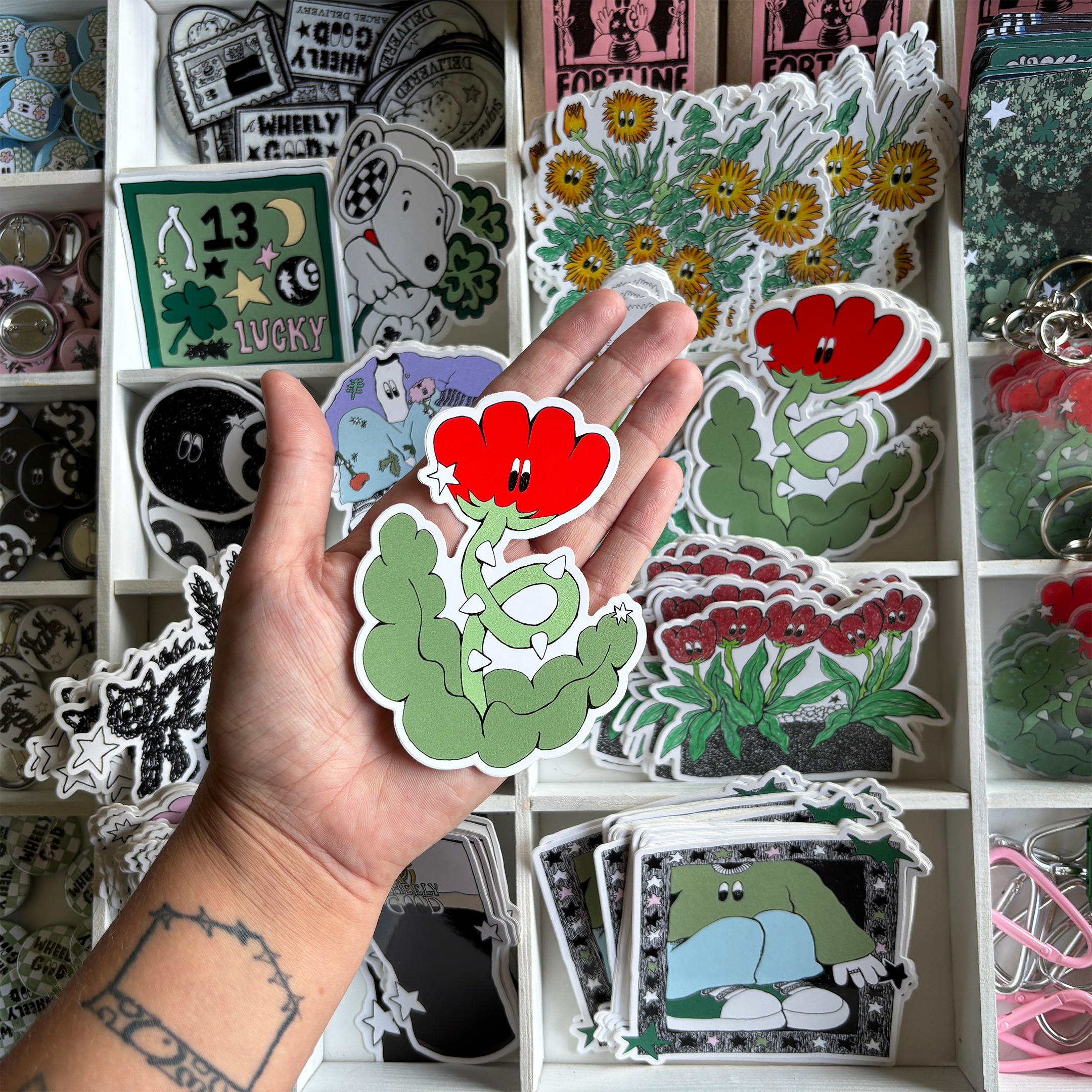 big spikey flower sticker 2.png