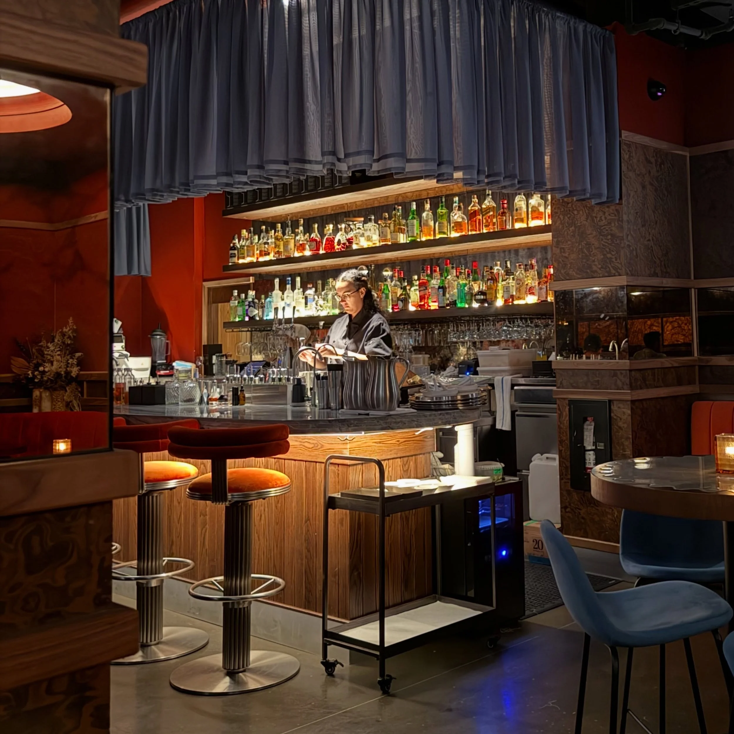 Tried a new little cocktail bar near St. Lawrence Market @bar_cart_to hello jello shots?!? I had the espresso ghost, a clarified espresso martini 🍸#torontoguide #cocktailbars