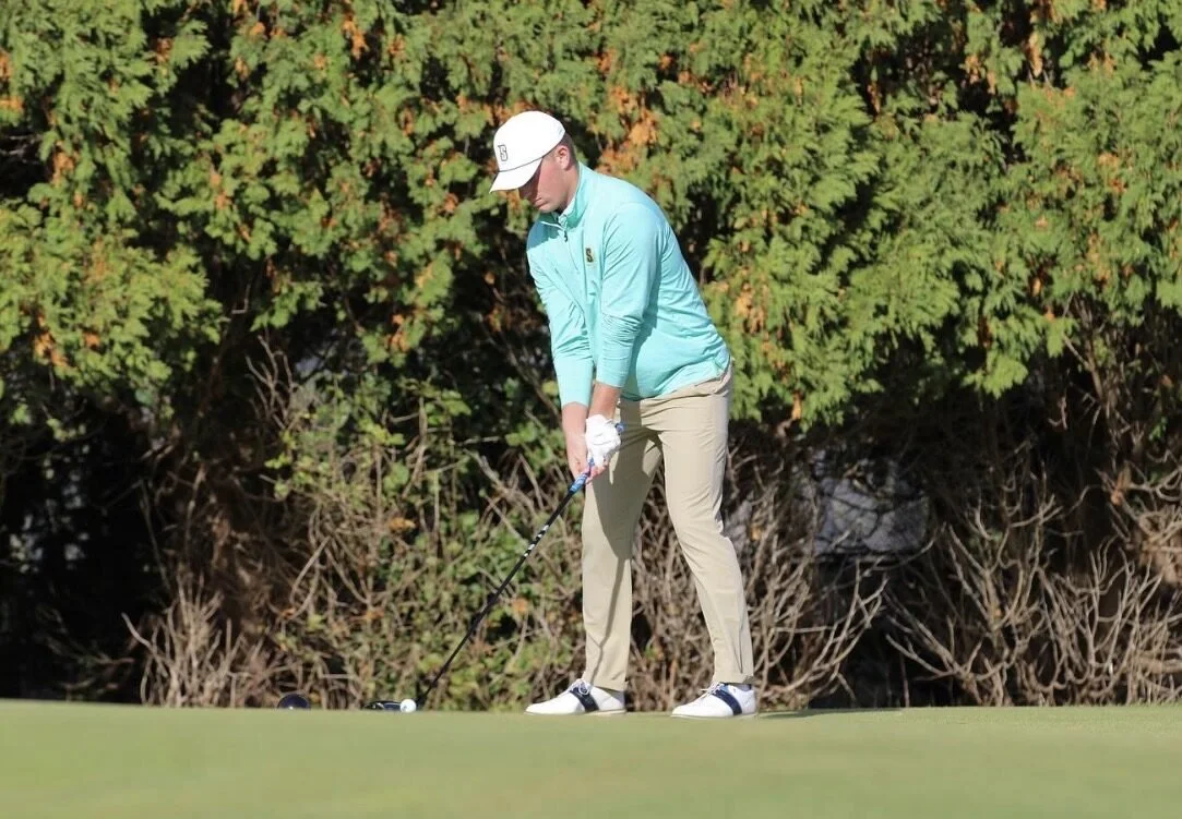 Michael Broeker competing on the golf course