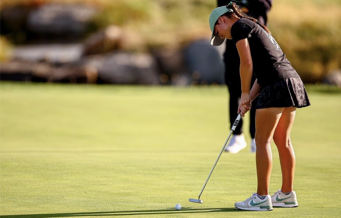 Emily Gastrau putting in competition