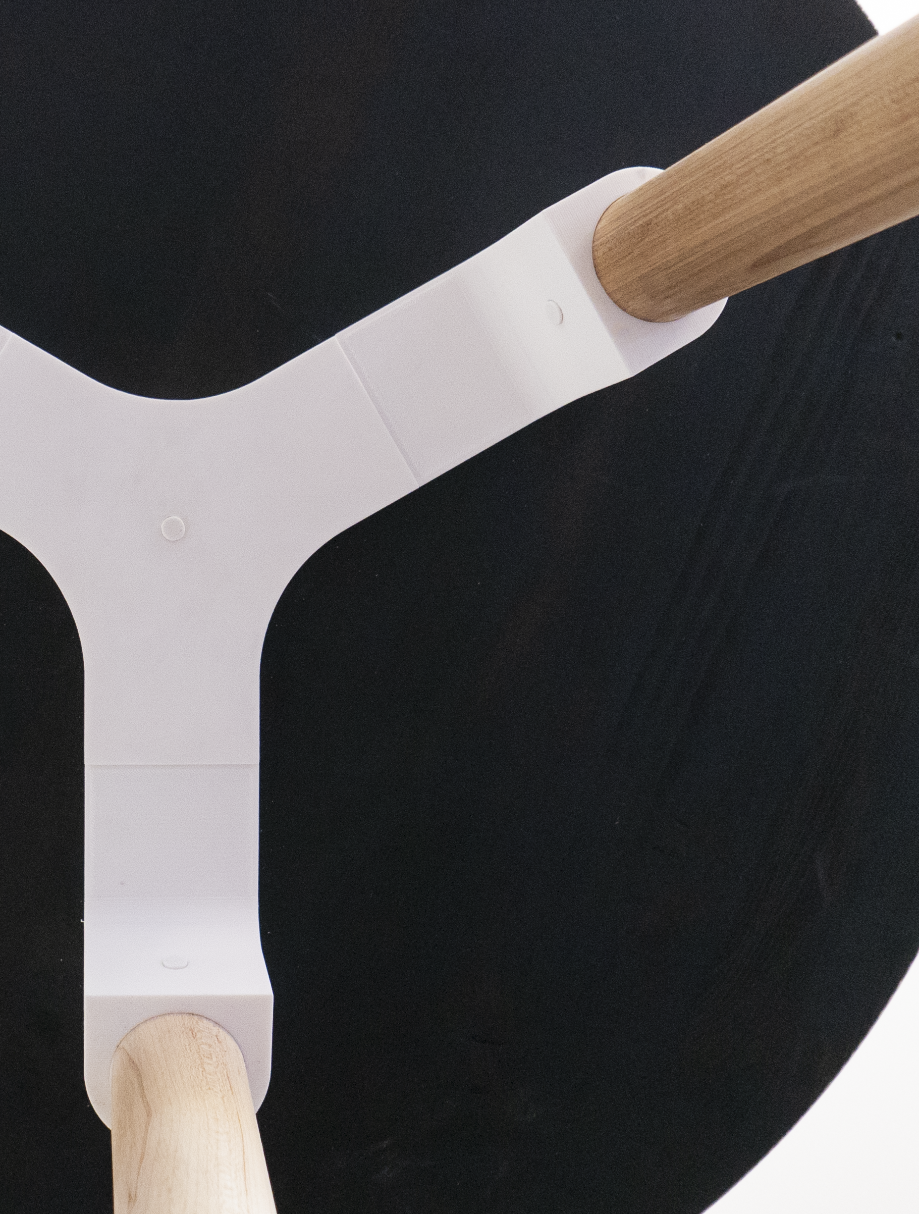 SharedObjects_CafeTable_Photos_4.png