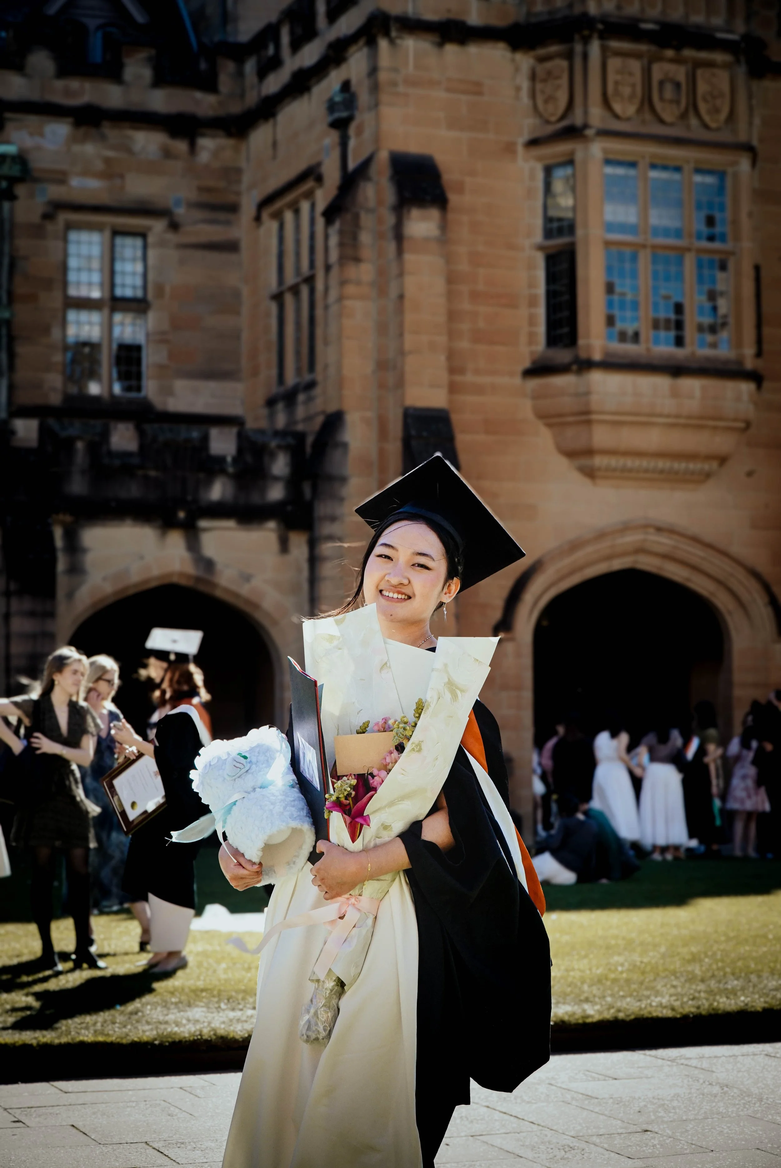usyd-graduation-portrait-photography-quad-lawn-beatrice-nathanael-jason.jpg