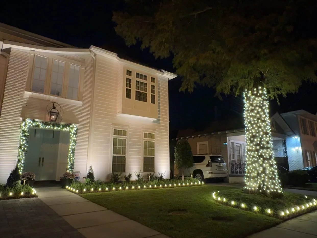 white-christmas-lights-doorway-tree-and-walkway.jpg