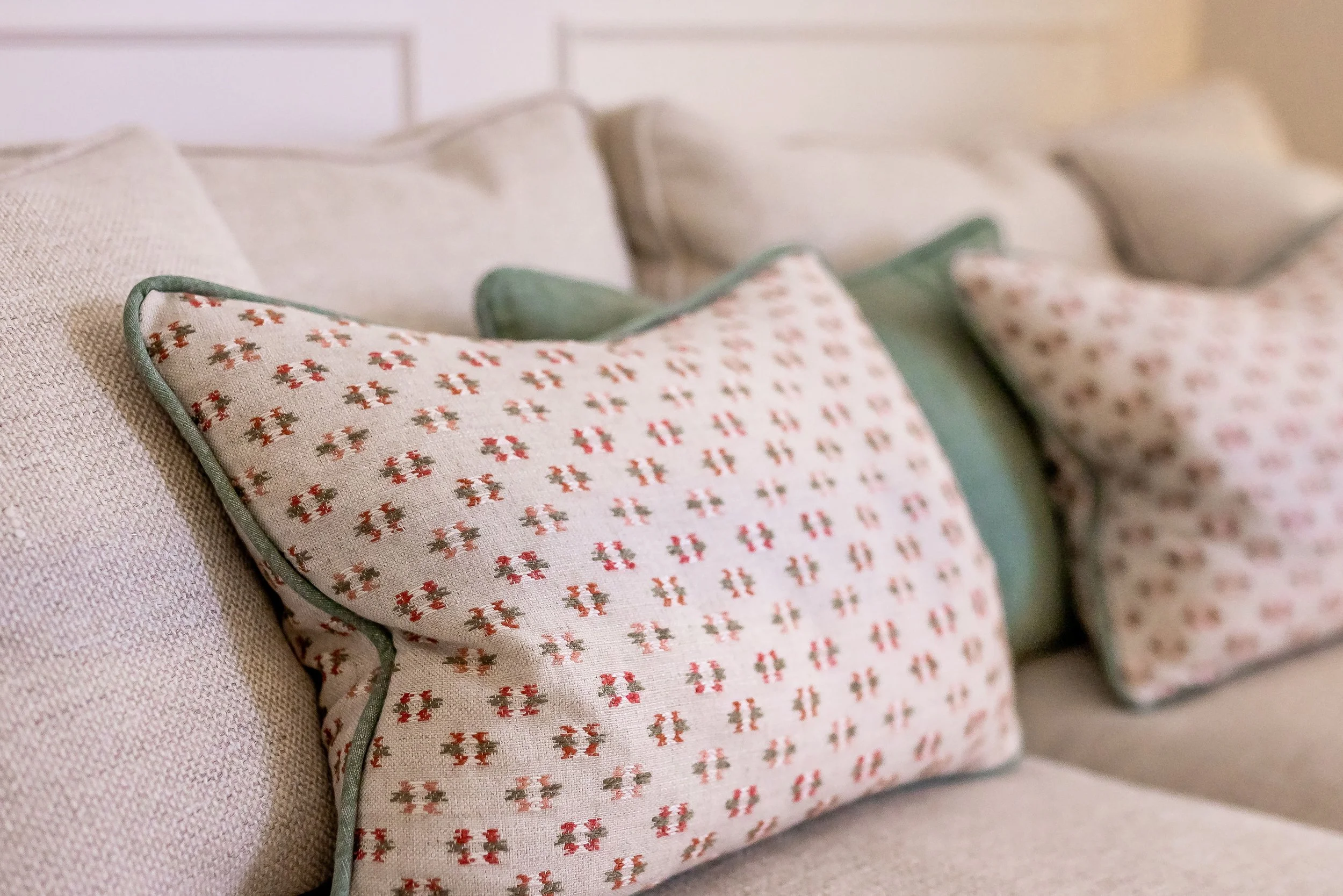 beresford_butler_InteriorDesign_Barnes_london_cushions_wimbledon.jpg