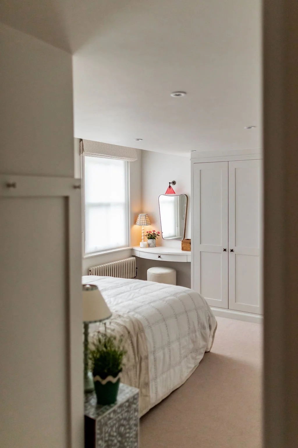 12Beresford_Butler_Interior_Design_Barnes_SW13_TeenageGirls_bedroom.jpg
