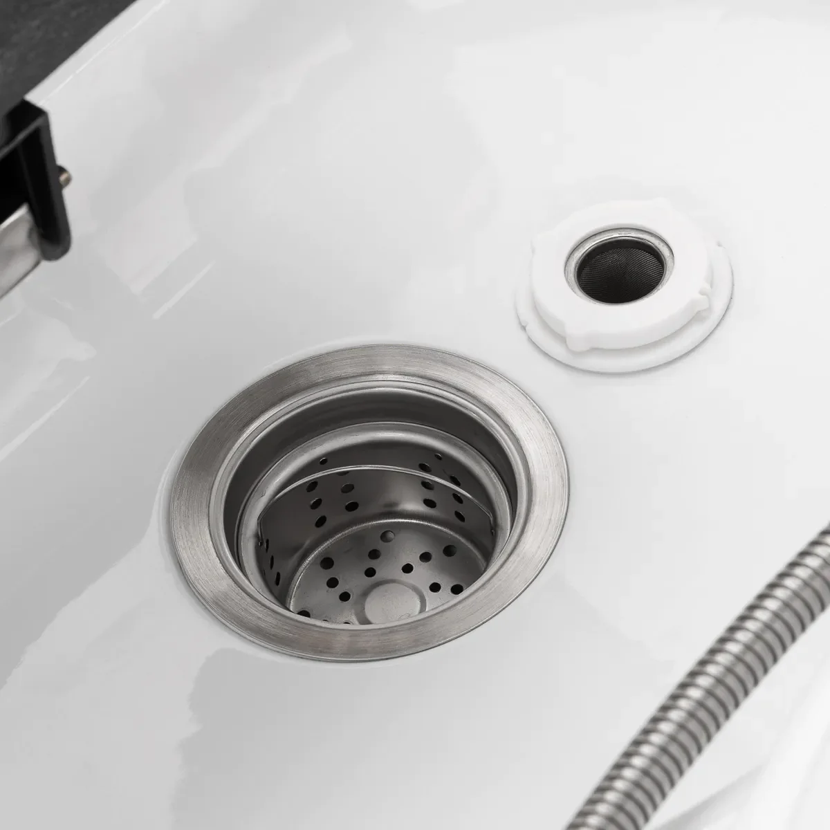 Bac de lavage head spa Gabbiano évacuation ouverte.webp