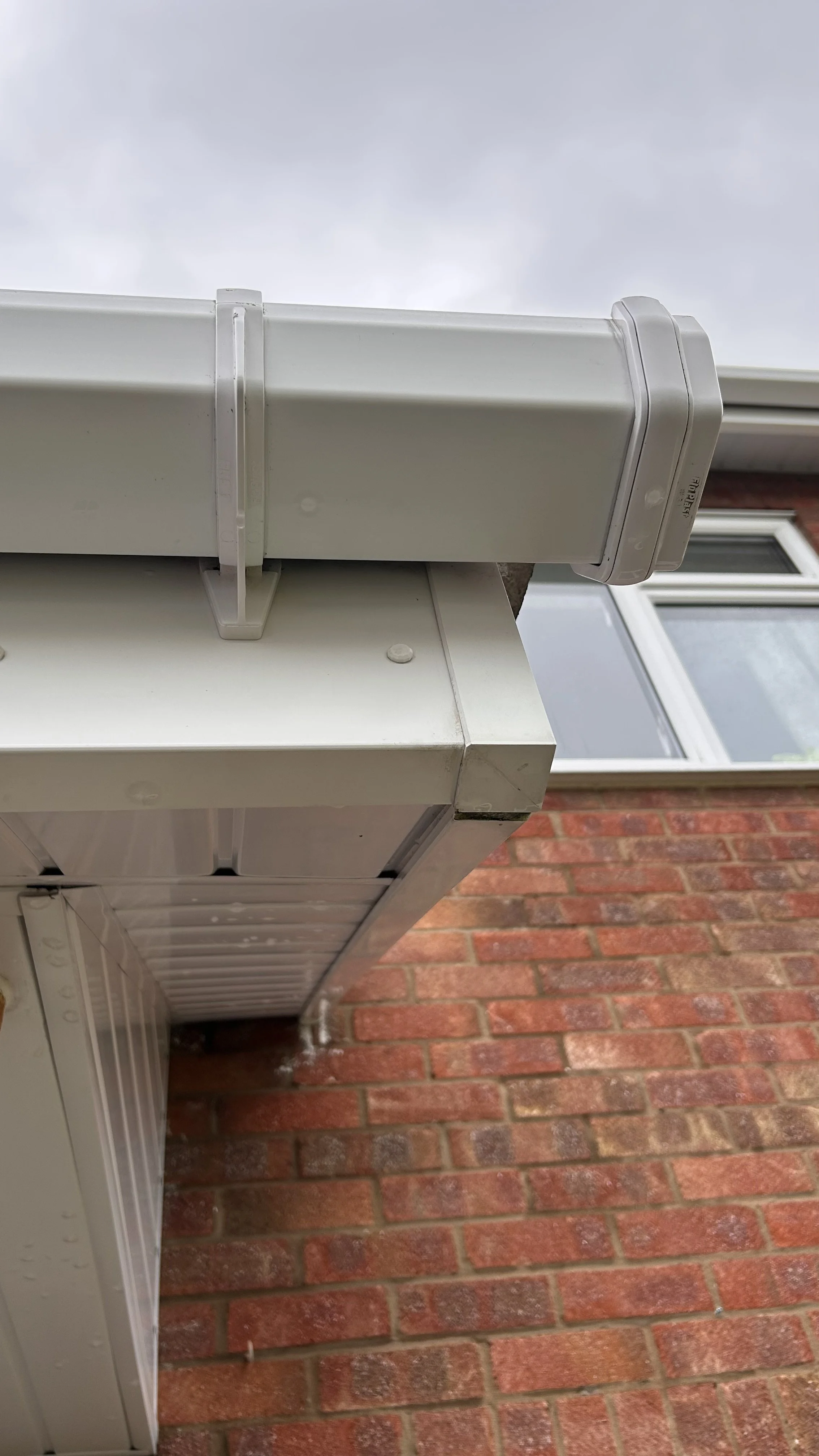 Why Should You Have Your Fascias, Soffits and Gutters Cleaned?