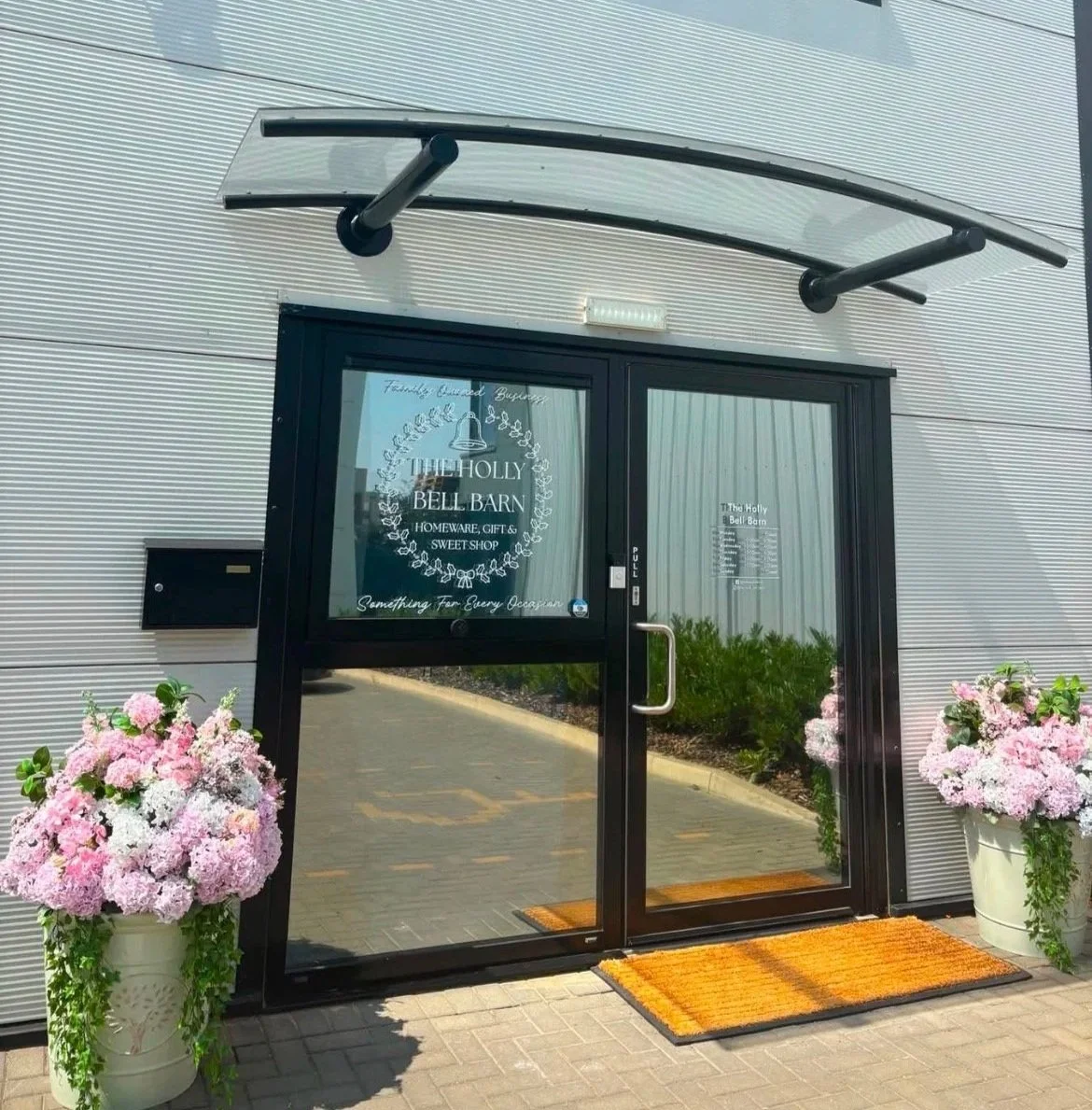 Click here to see the Nene Window Cleaning difference