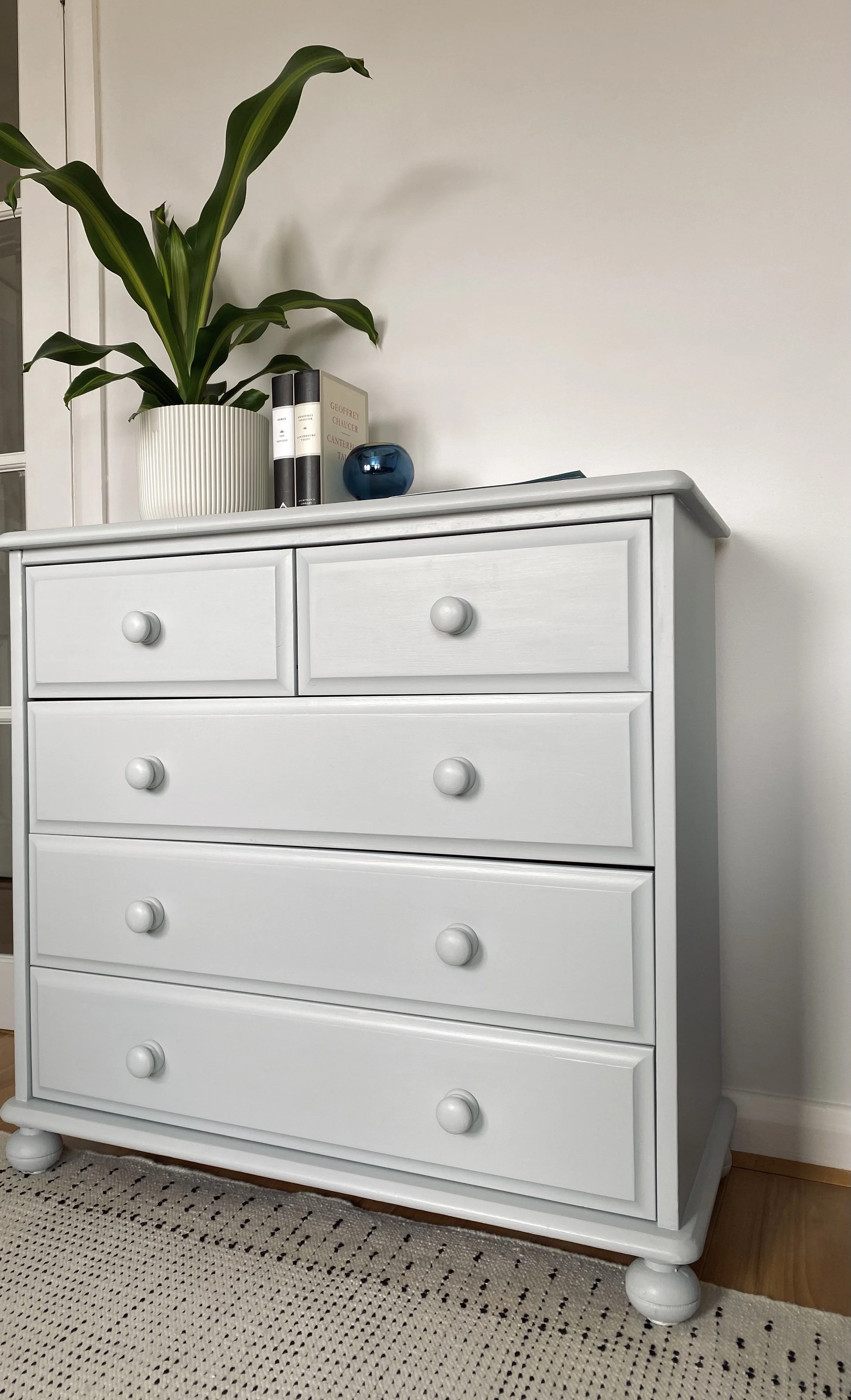 Pebble Small Chest of Drawers