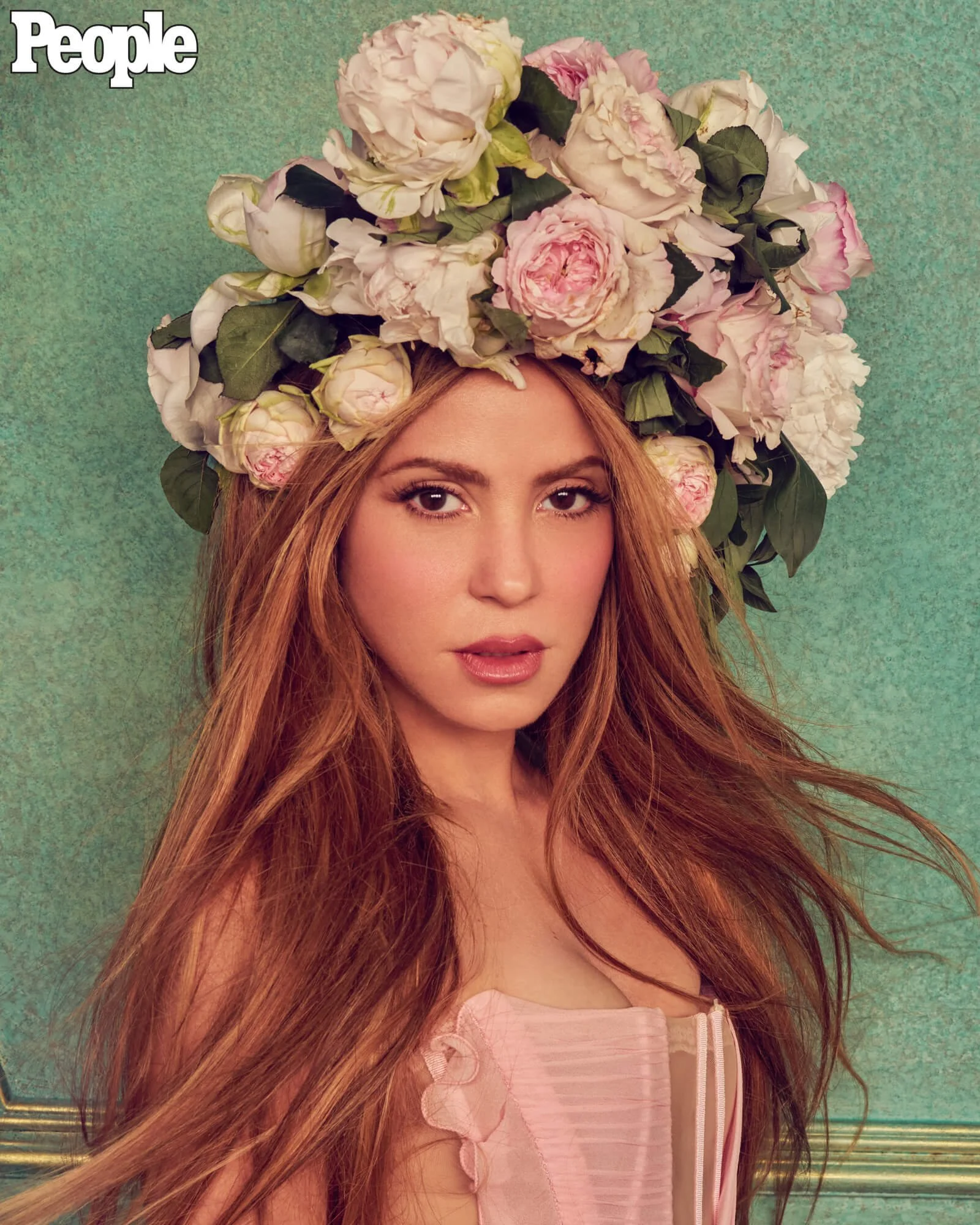 shakira-PEOPLE-05.jpg