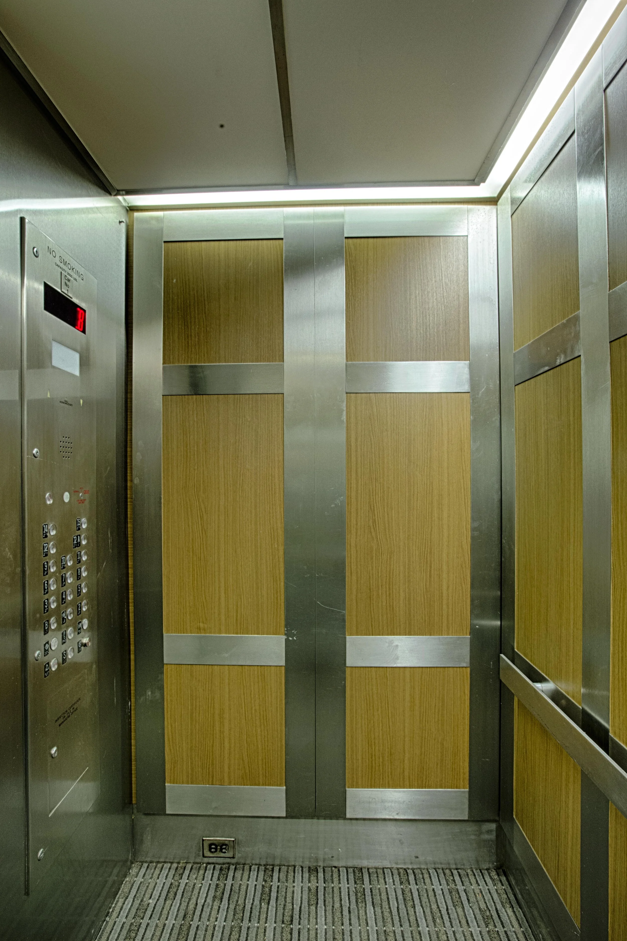 01 Before Vornado Di-Noc FW-502.jpg