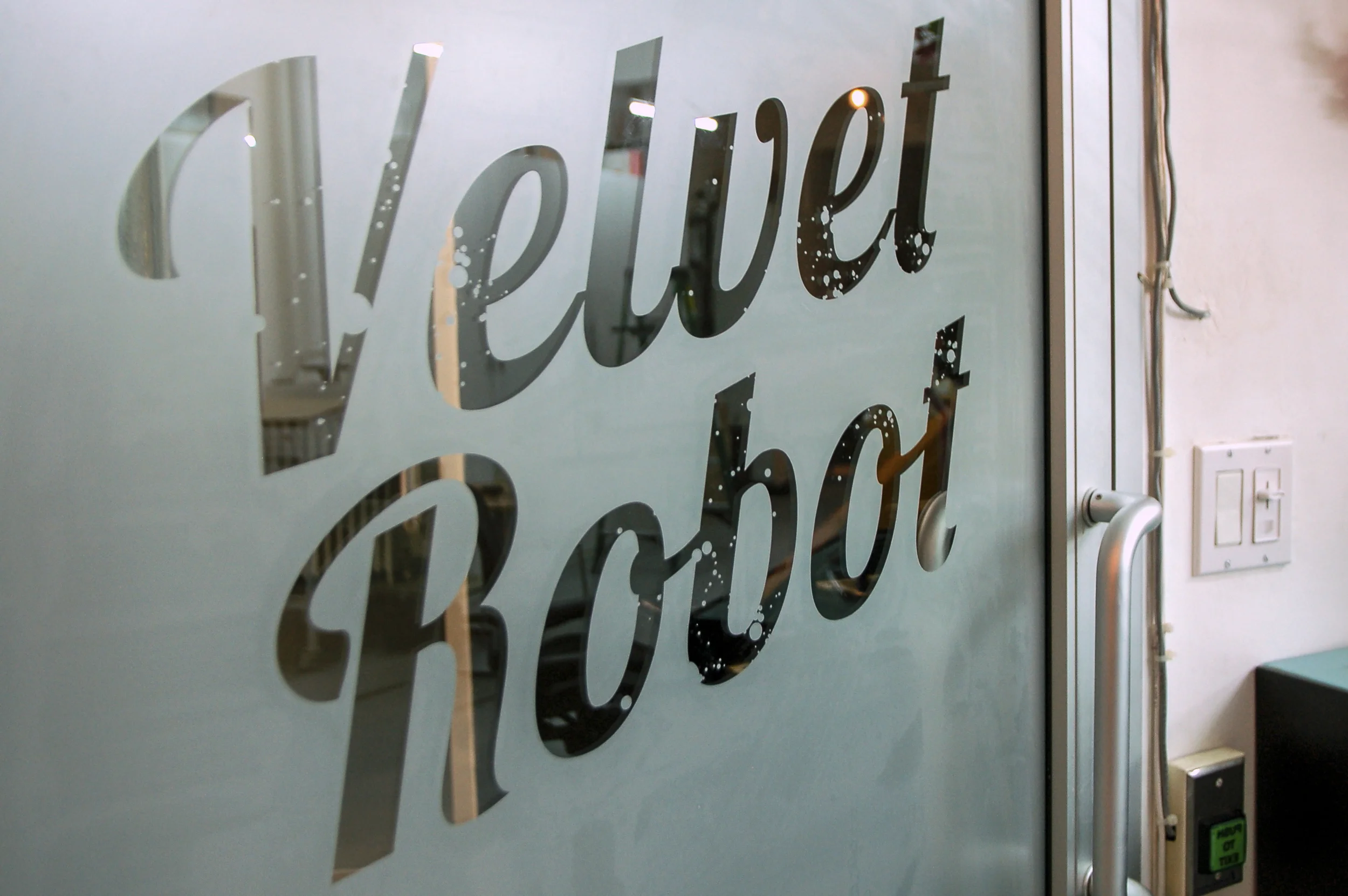 Cake Factory Velvet Robot 2.jpg
