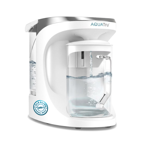 An image of the AquaTru countertop RO water carafe.