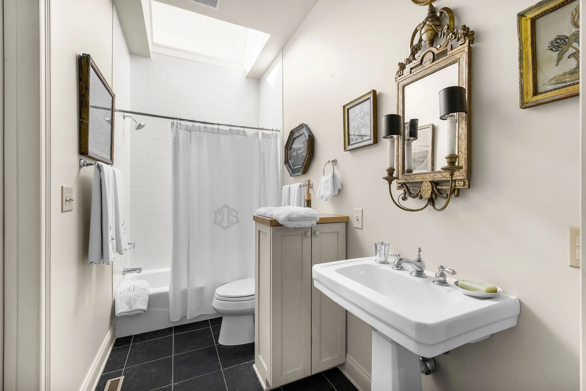 WF_GuestHouseInteriors-10.jpg