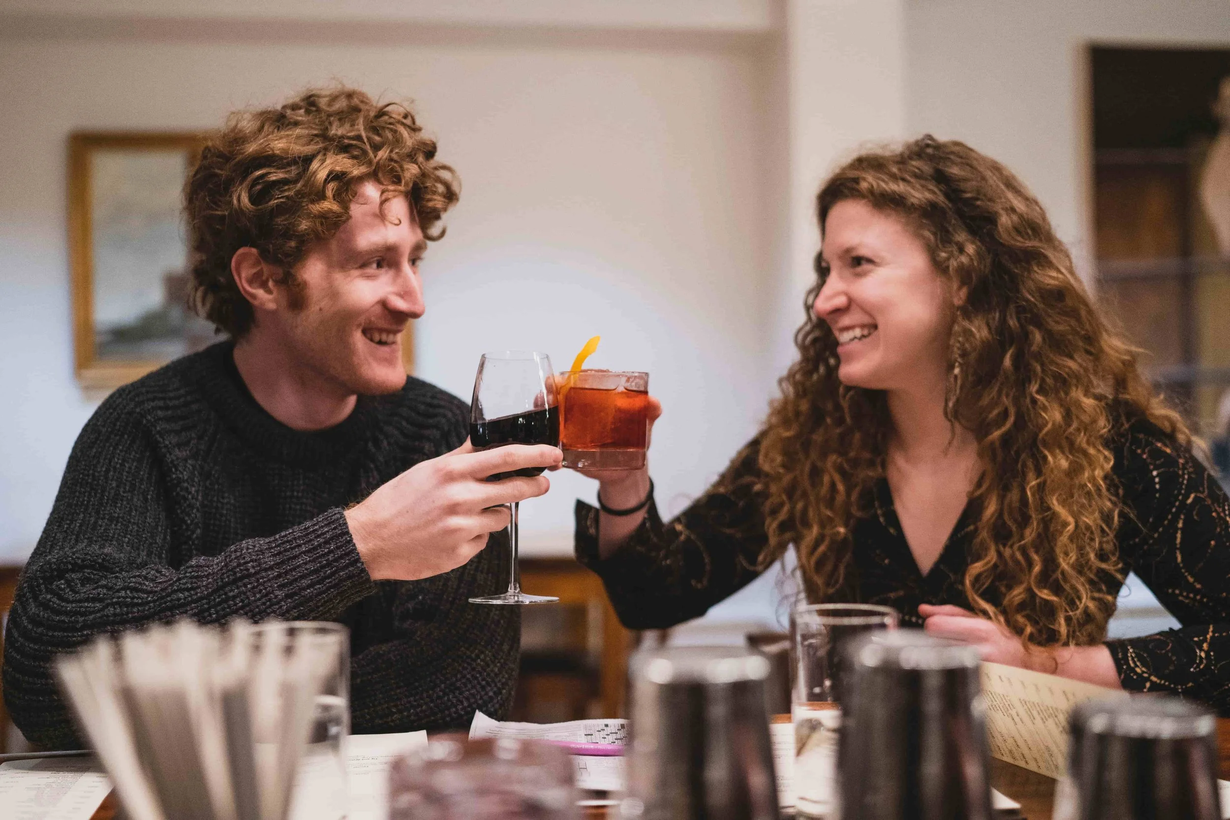ransom-tavern-south-woodstock-vt-cocktails-bar-happy-couple.jpg