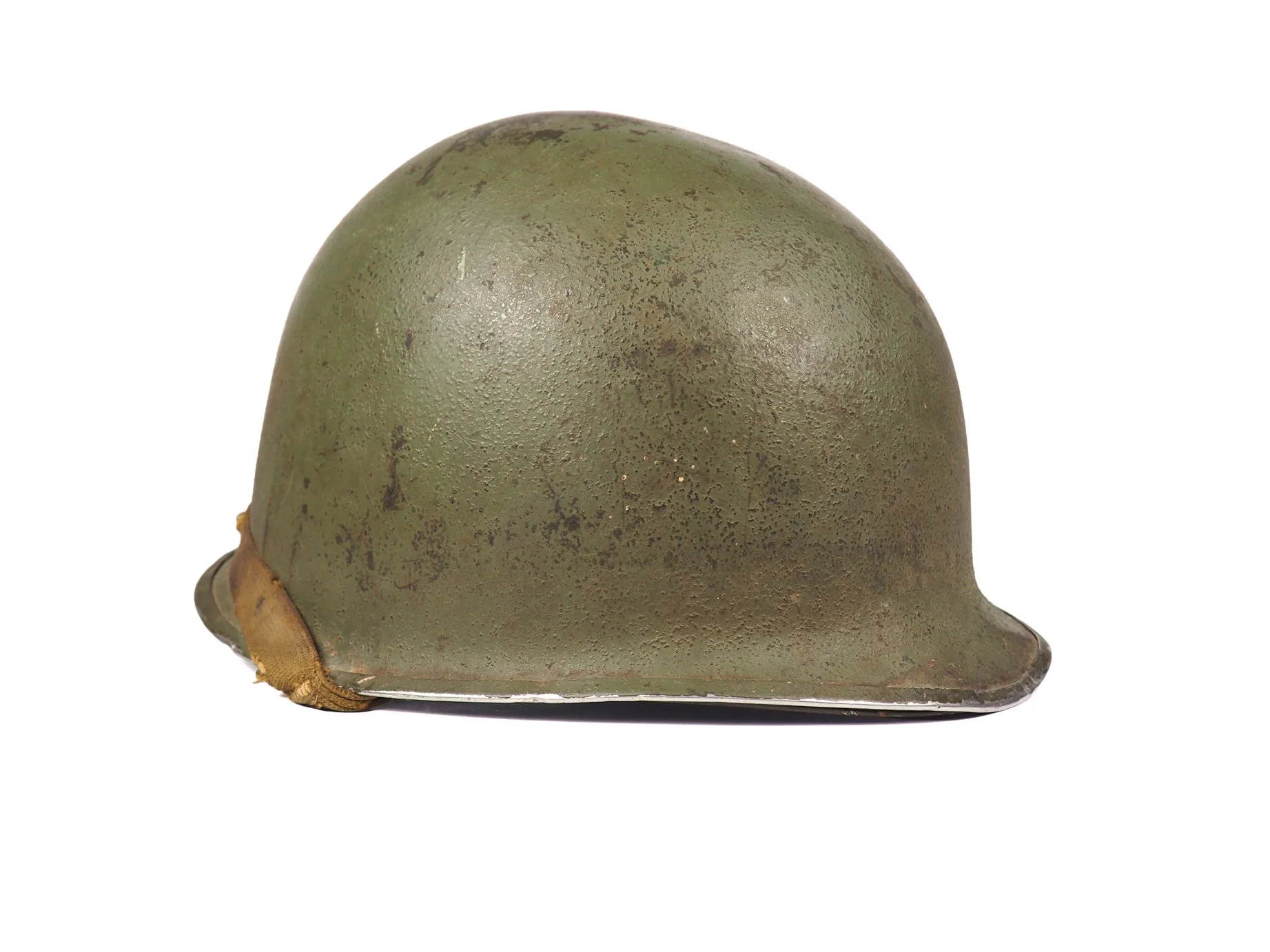 This shade of olive drab paint is very often associated with helmets from the 104th Infantry Division.