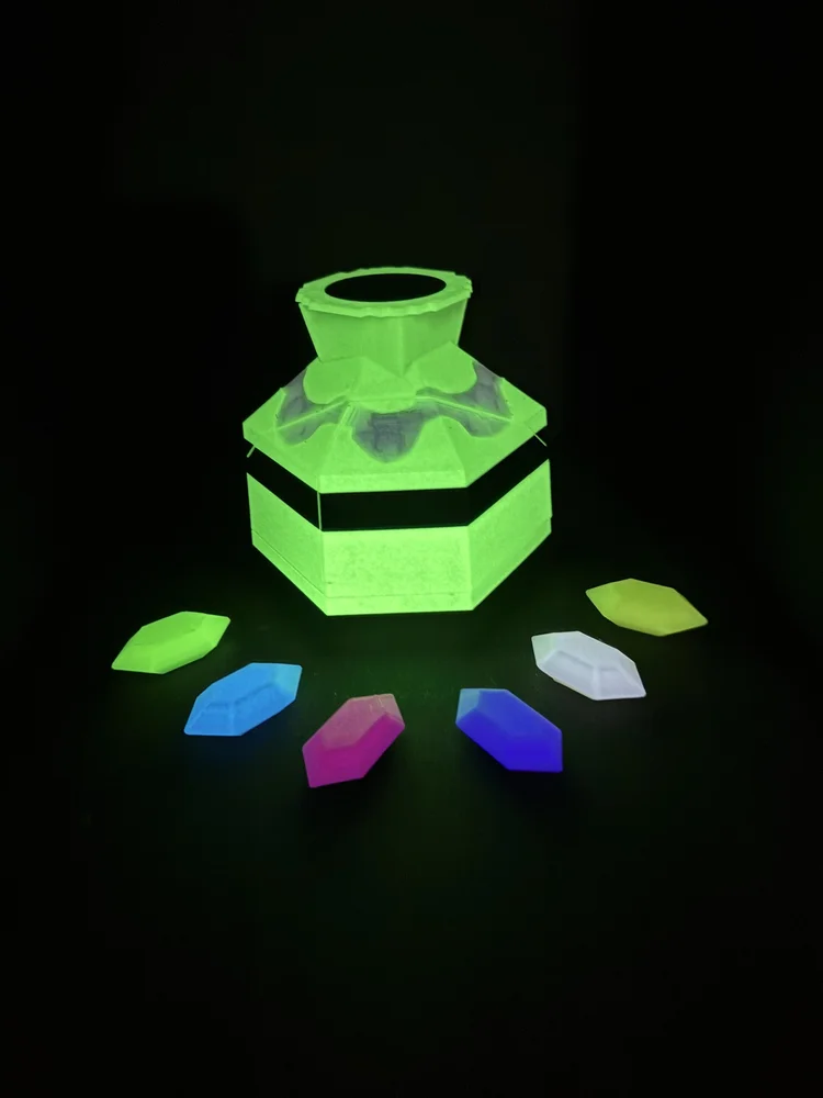 Glow-in-the-Dark magnetic breakable jar puzzle