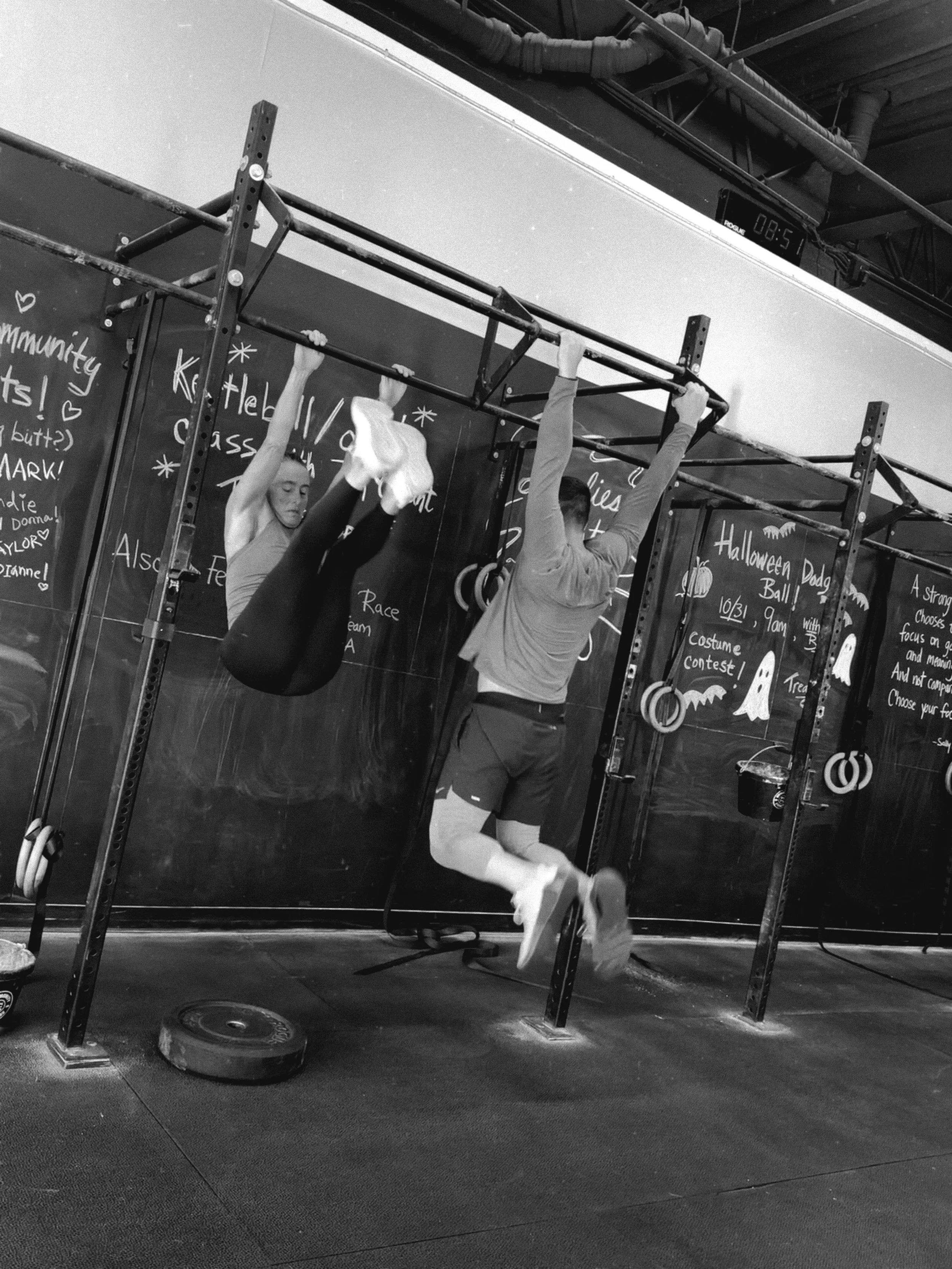 Starting the week off the right way. 

#fitness #capeann #community #nevermissamondayworkout